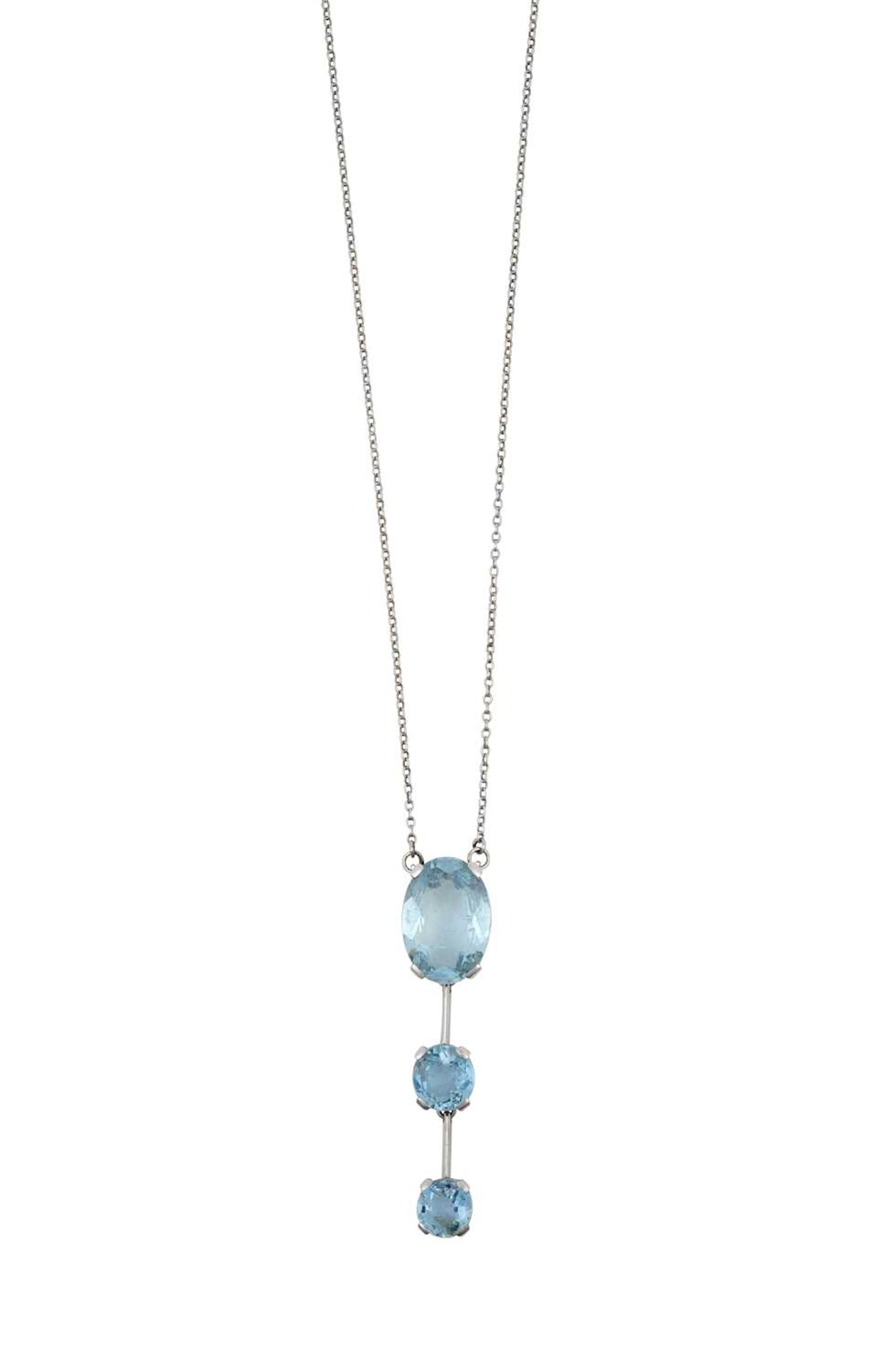 An Early 20th Century Aquamarine Drop Necklace