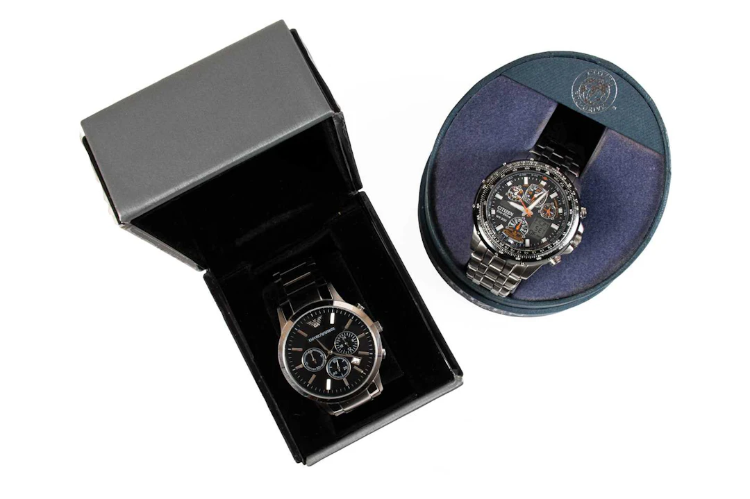 A Stainless Steel Calendar 24-hour display Chronograph Wristwatch
