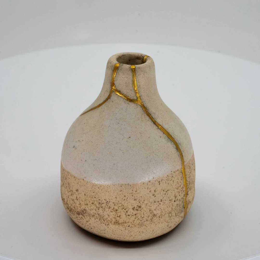 L’Enclume: small vase by Common Objects, Before registering to bid