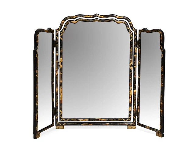 An Early 20th Century Black Japanned and Gilt-Decorated Triple Dressing