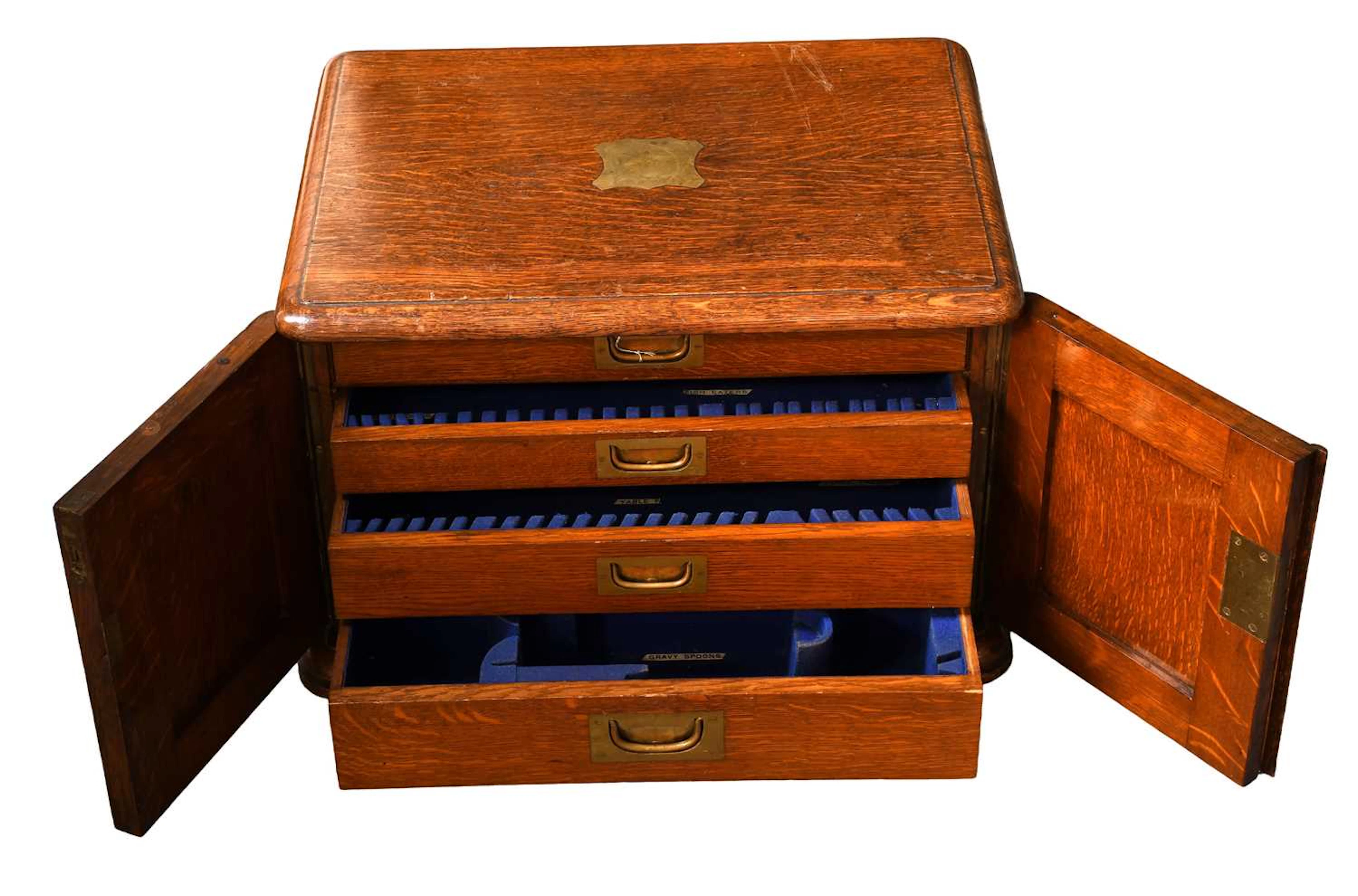 An Oak Canteen