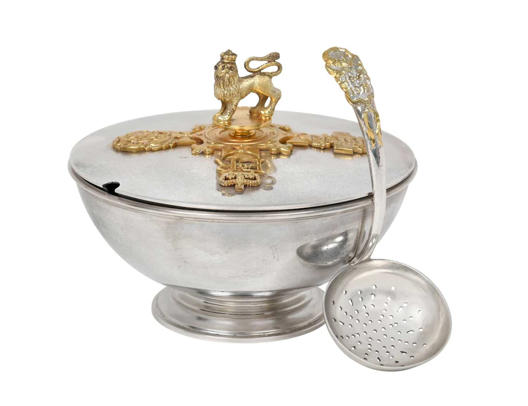 An Elizabeth II Parcel-Gilt Silver Bowl, Cover and Sifting-Spoon by