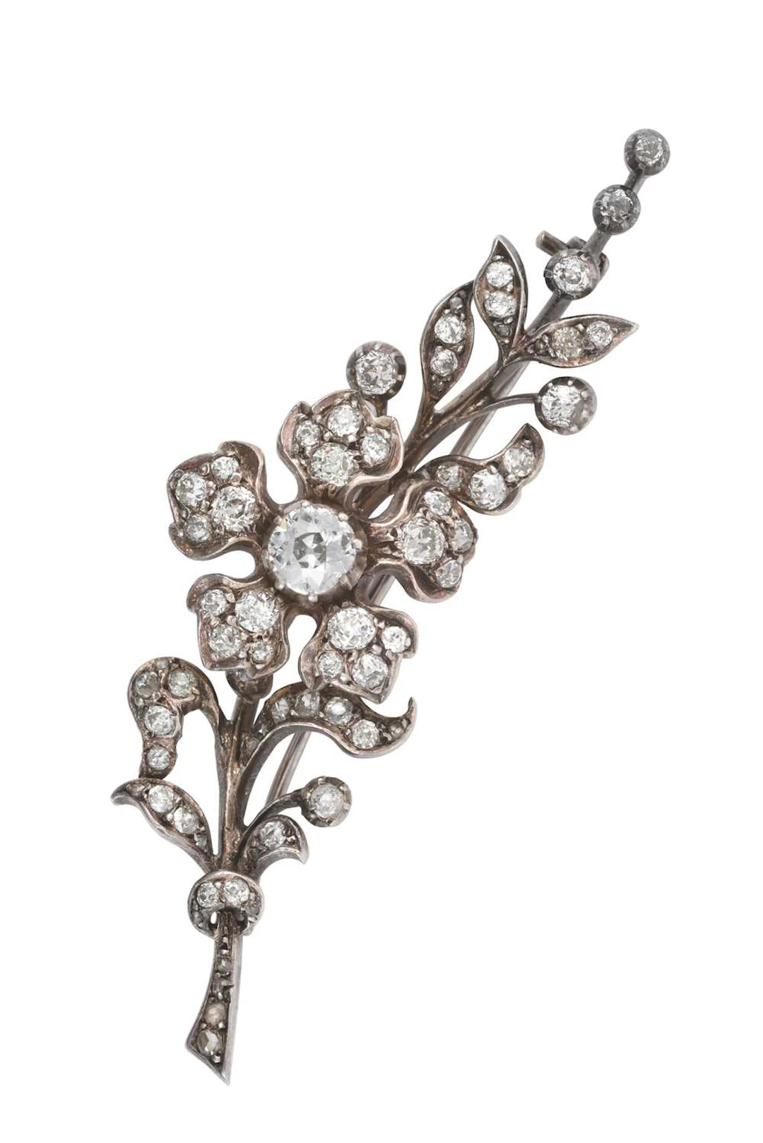 A Late Victorian Diamond Brooch