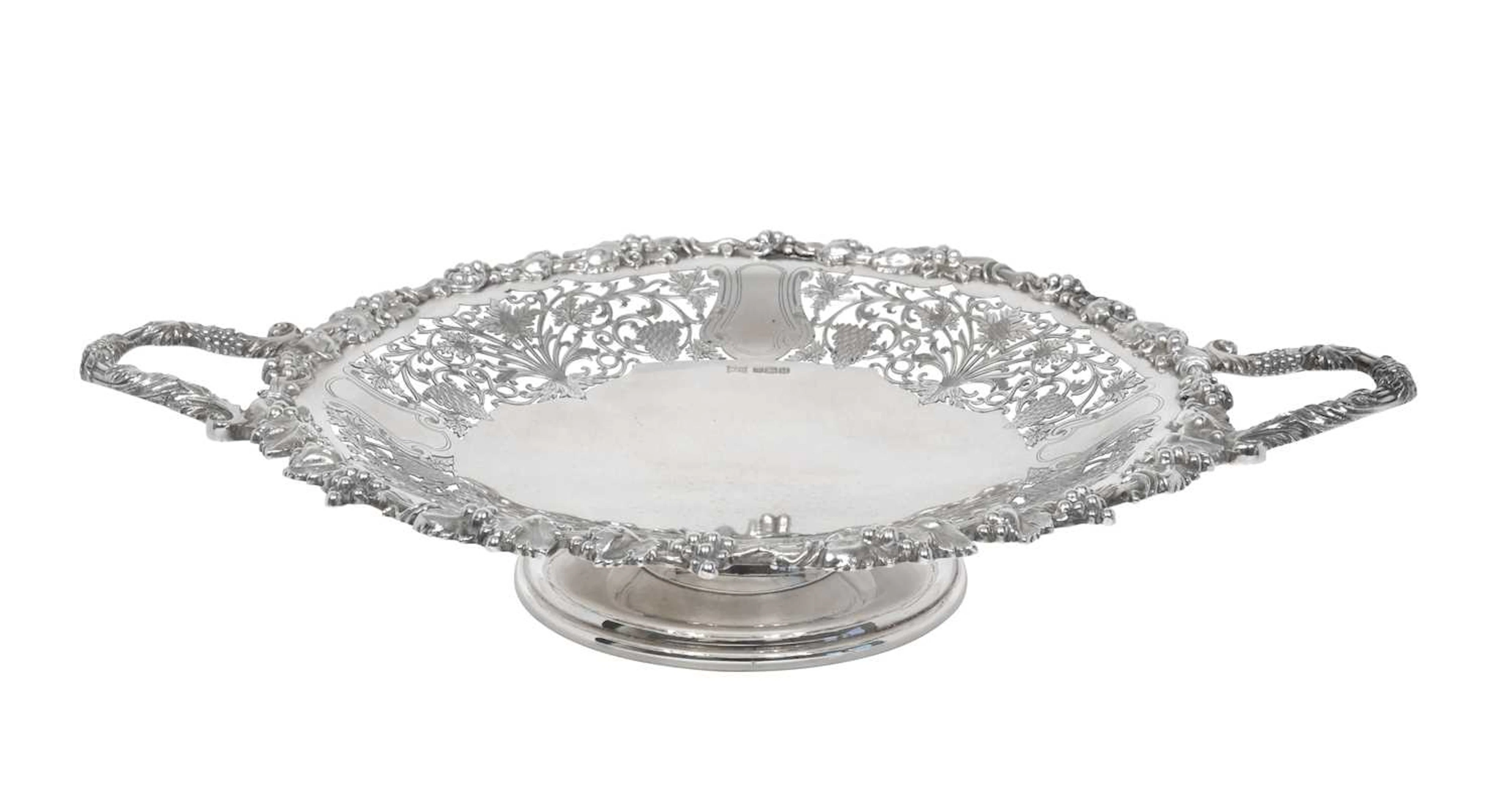 A George VI Silver Pedestal Dish by Walker and Hall, Sheffield, 1937