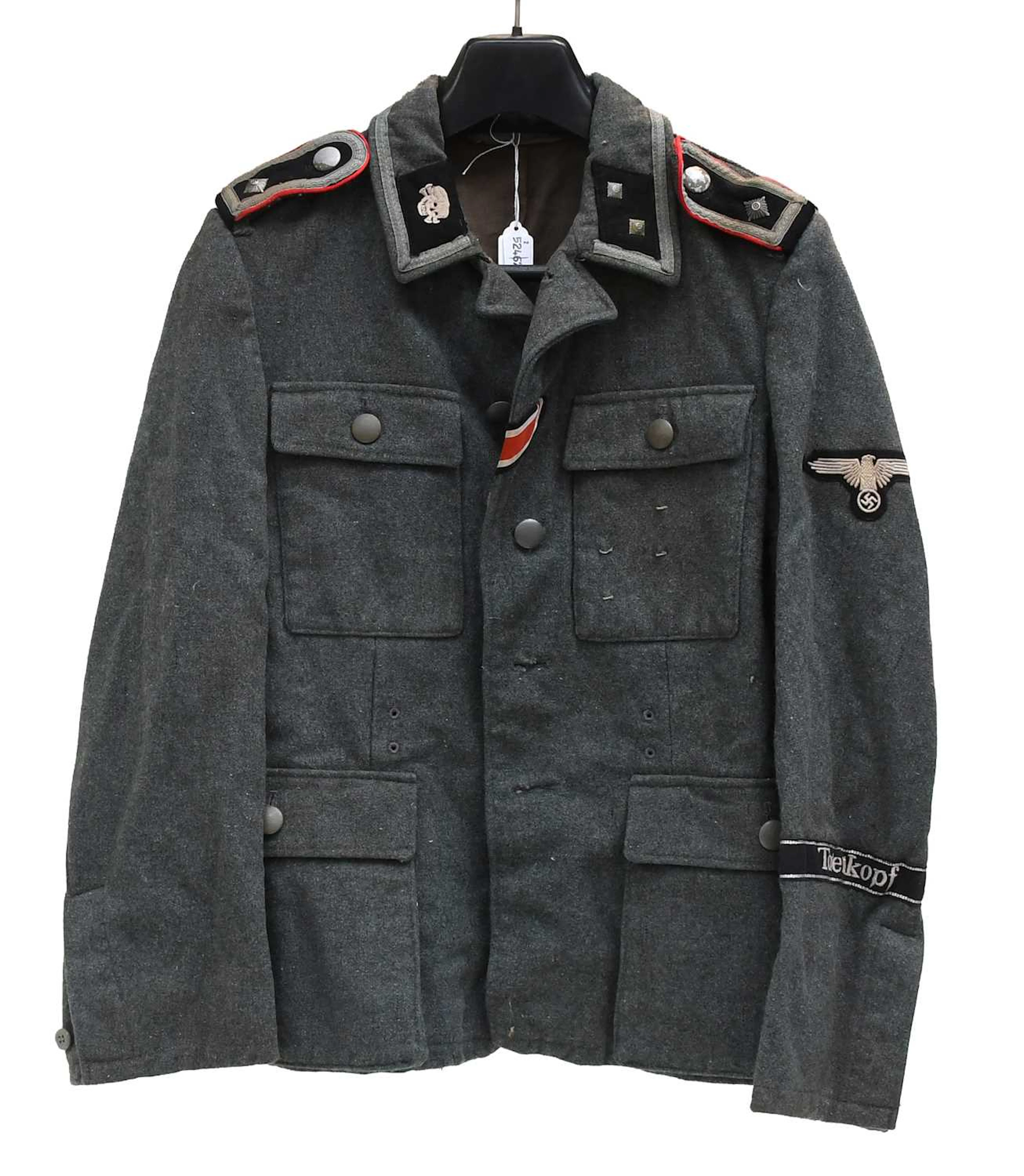 A Second World War German Waffen-SS M1943 Tunic to an NCO of the 3rd
