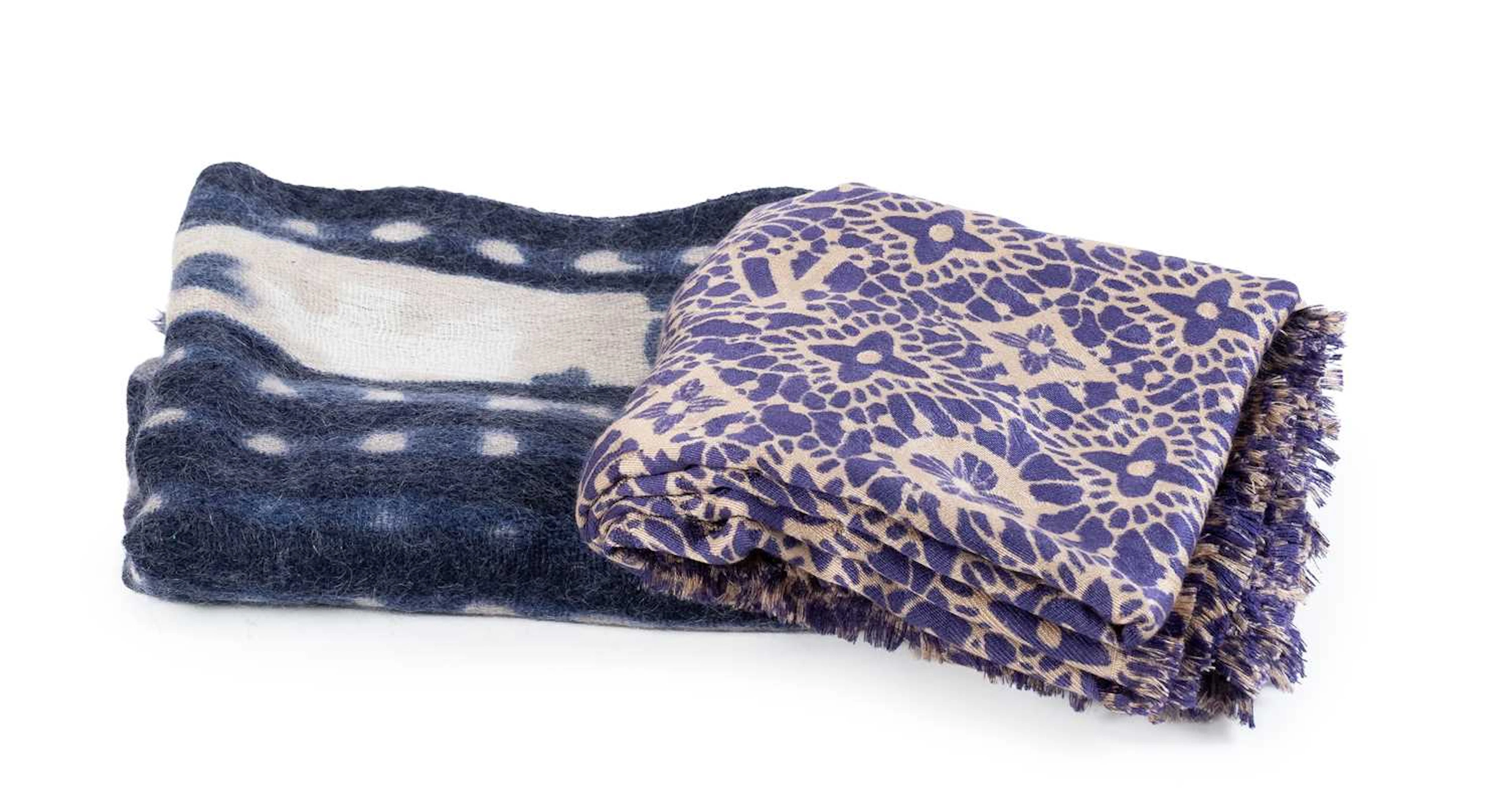 Louis Vuitton Purple and Cream Monogram Dentelle Shawl, Silk and Wool