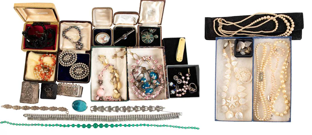 A Quantity of Jewellery