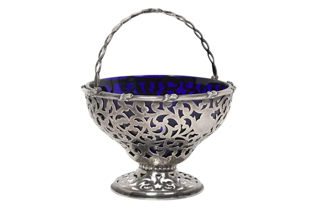 An Edward VII Silver Sugar Basket by George Nathan and Ridley Hayes