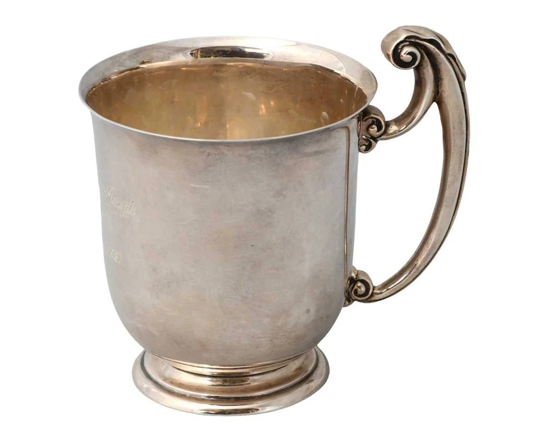 A George V Silver Christening-Mug, Maker's Mark Worn, Possibly by