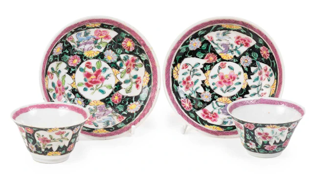 A Pair of Chinese Porcelain Tea Bowls and Saucers, Yongzheng
