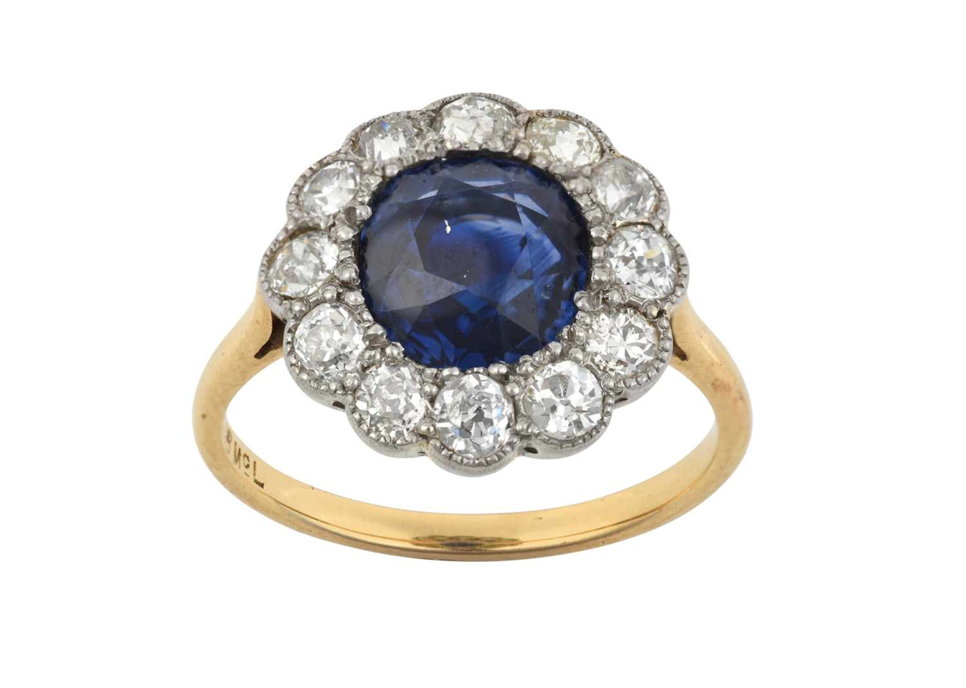 A Sapphire and Diamond Cluster Ring