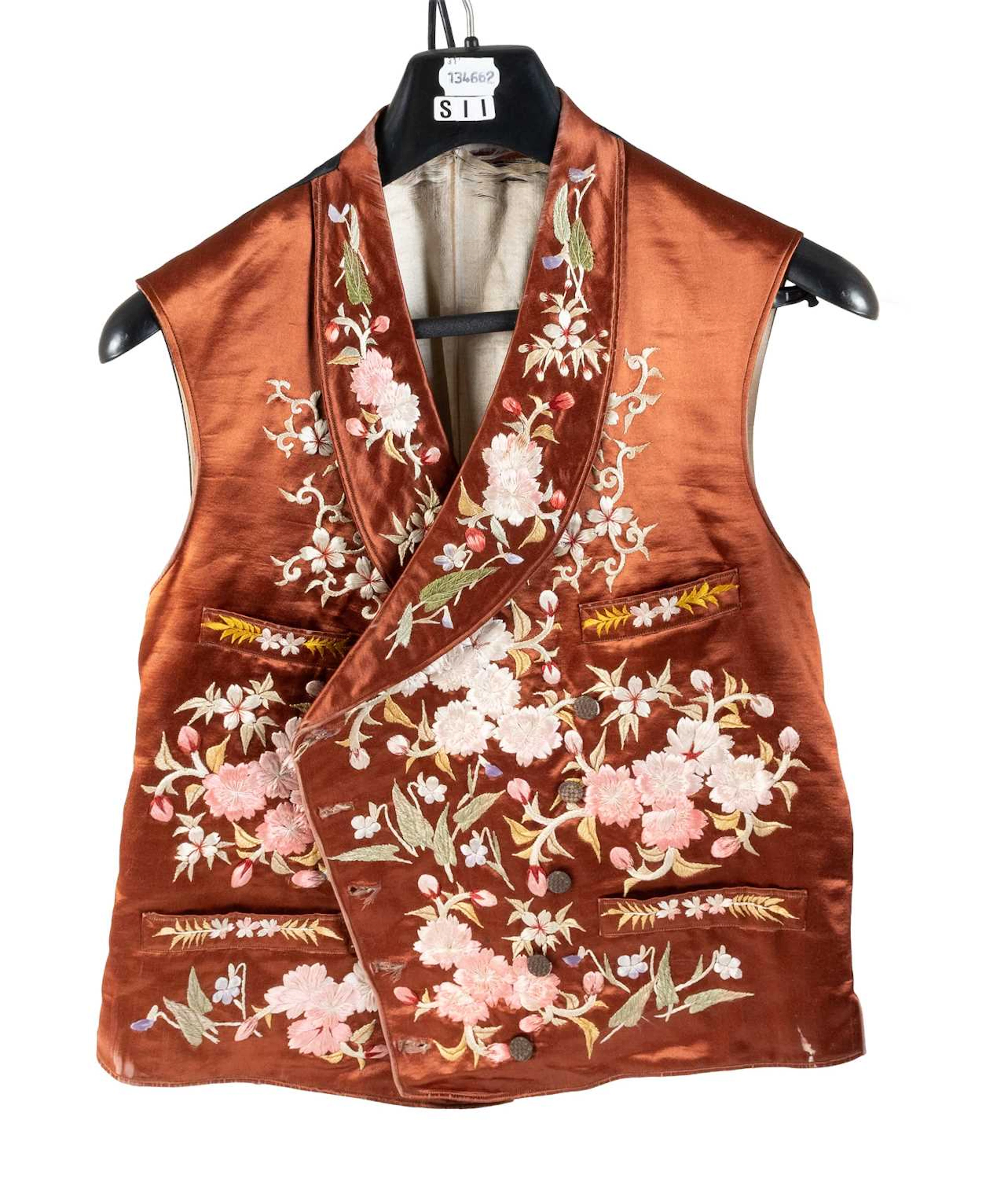 A Chinese Lined Silk Waistcoat, Qing Dynasty, 19th century