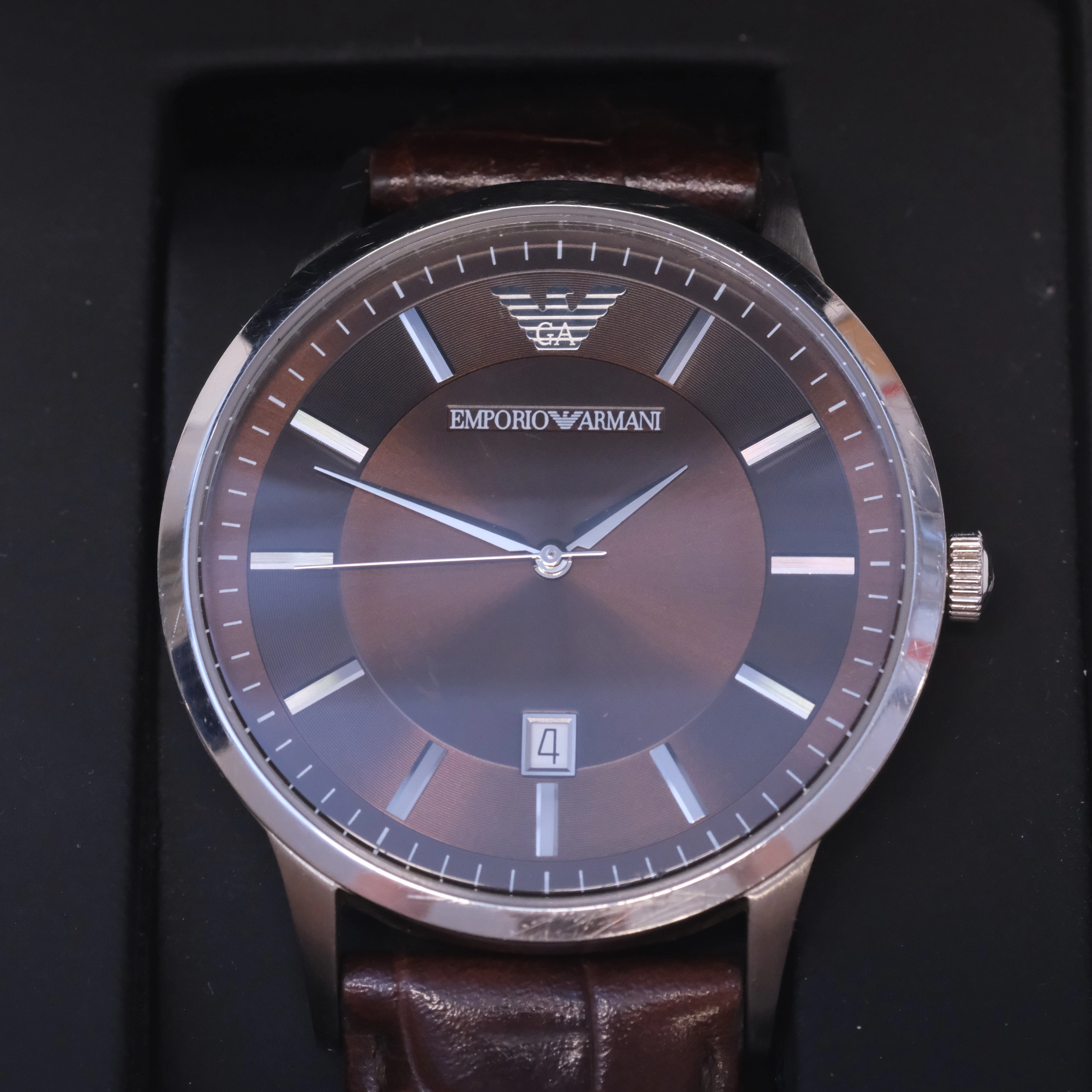EMPORIO ARMANI. ARMBANDSUR. UR RENATO-SERIEN. QUARTZ. 2010-TAL.