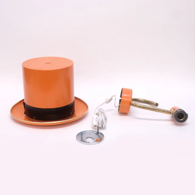 HANS - AGNE JAKOBSSON. VÄGGLAMPA " HATT ", 1970 TAL.