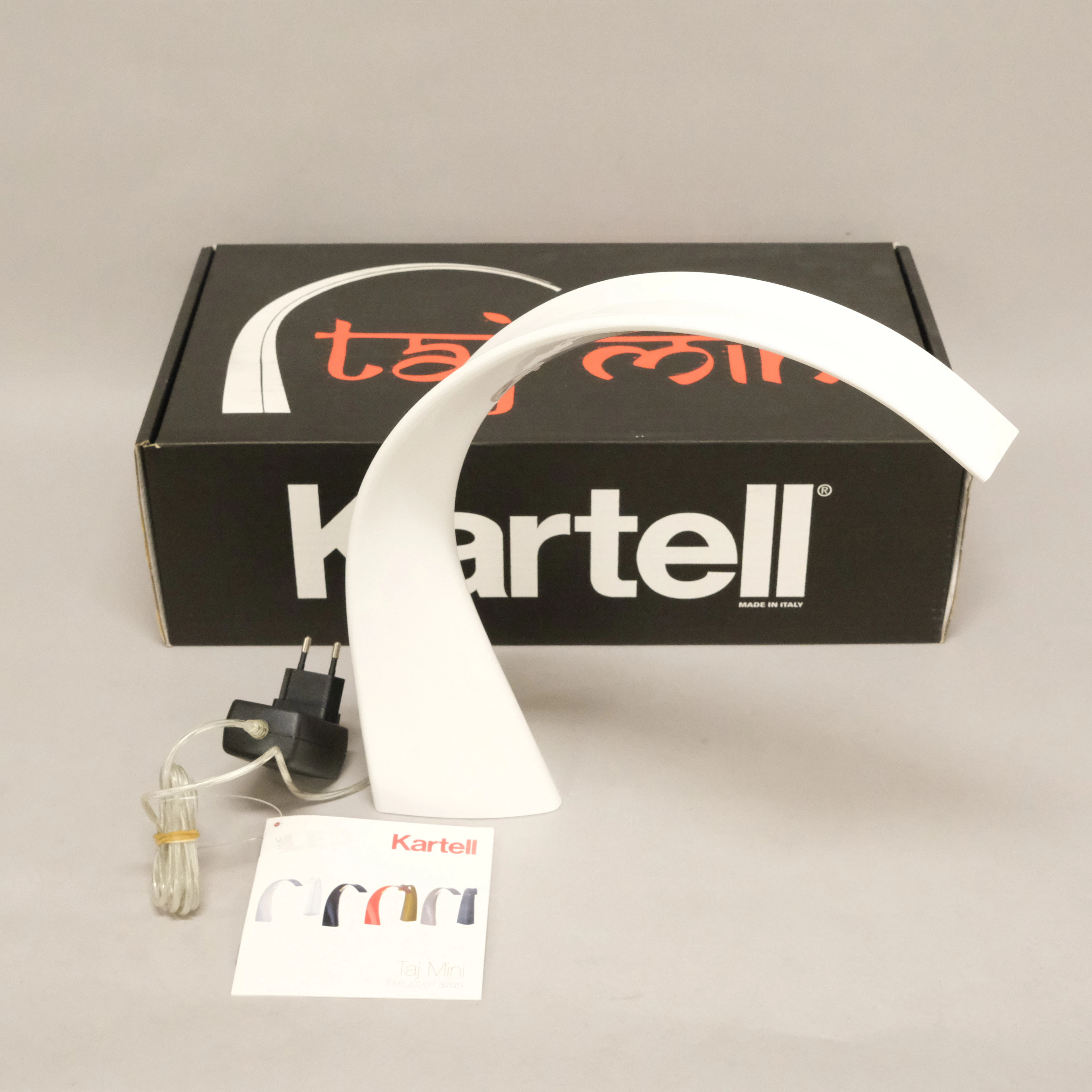 FERRUCCIO LAVIANI. KARTELL, BORDSLAMPA "TAJ MINI".