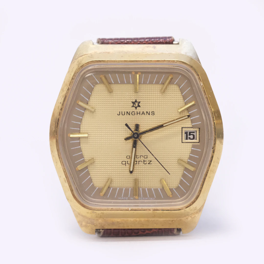 JUNGHANS. ARMBANDSUR. "ASTRA". QUARTZ. 1970/80-TAL.