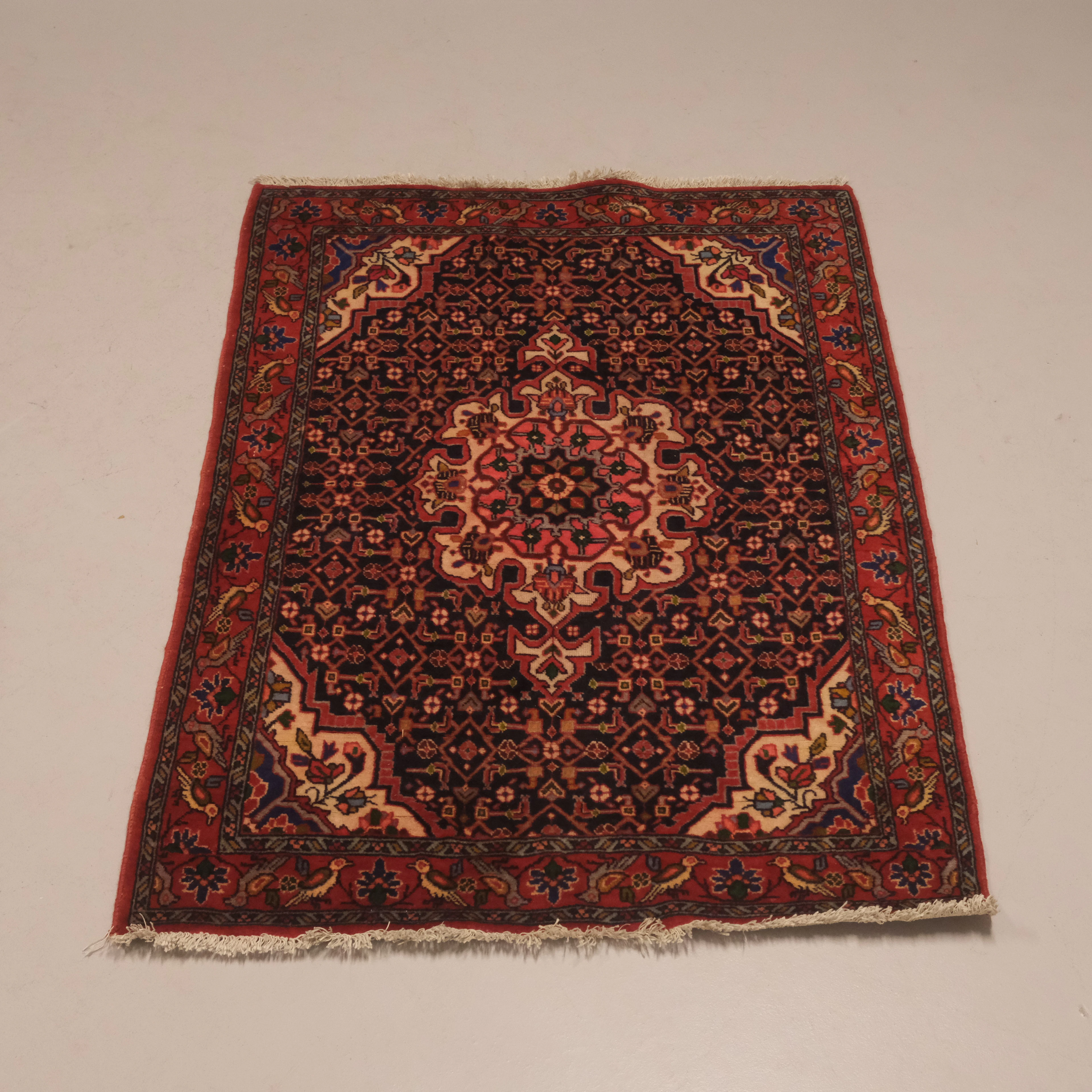 HANDKNUTEN MATTA, ORIENTALISK.