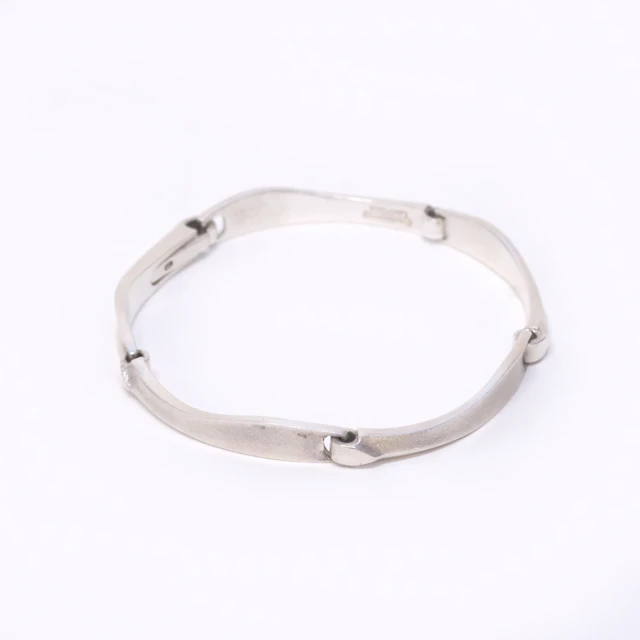 ZOLTAN POPOVITS. ARMBAND, "AGENA", SILVER, LAPPONIA, FINLAND.