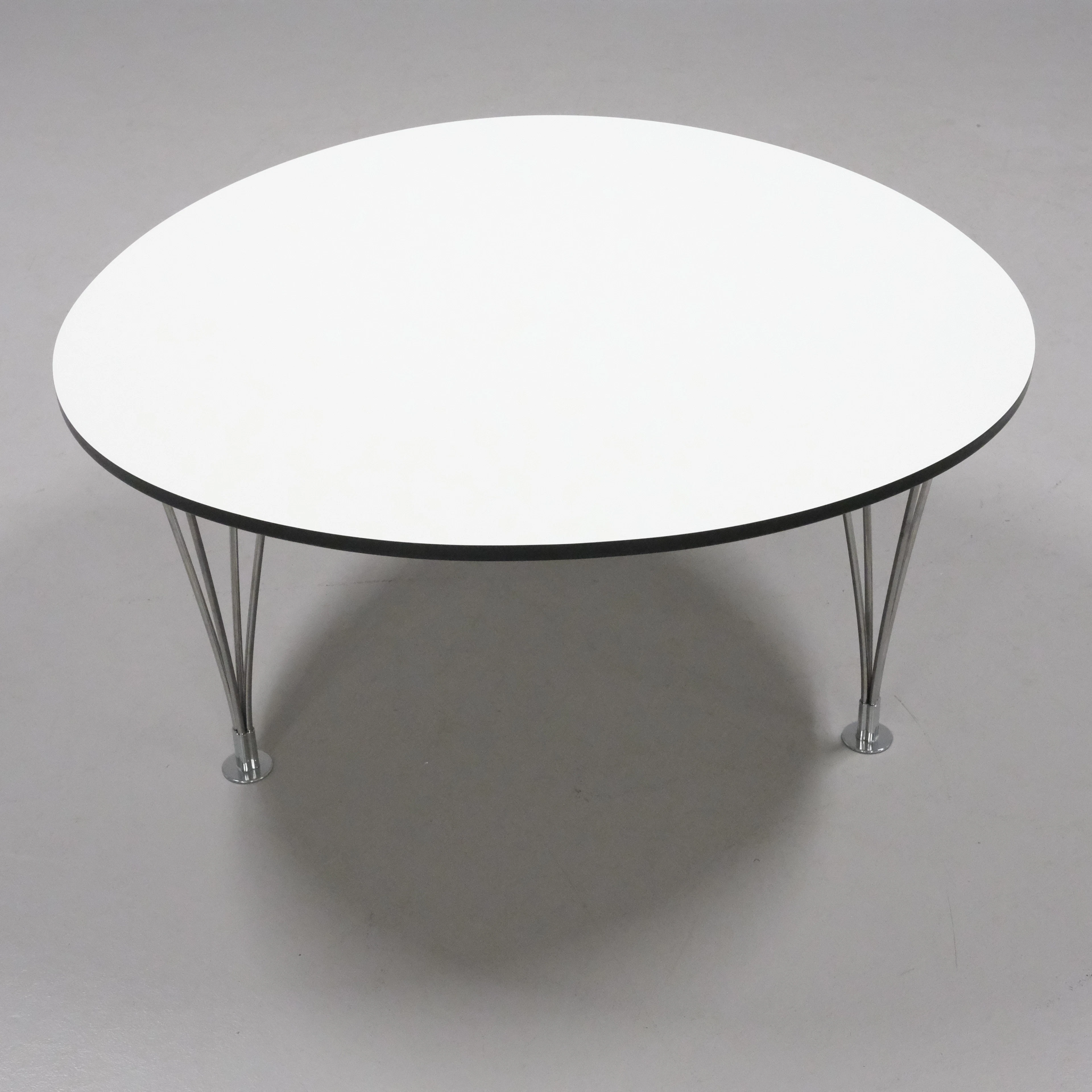 BRUNO MATHSSON & PIET HEIN. SOFFBORD, "TRISUPERELLIPS".