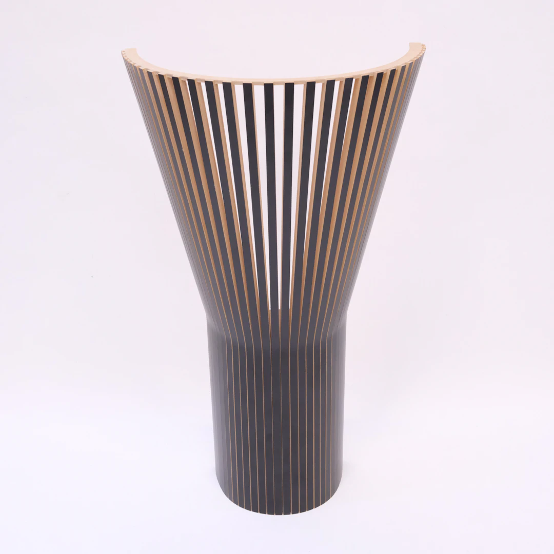 SEPPO KOHO. VÄGGLAMPA, MODELL "SE 42". SECTO DESIGN OY.