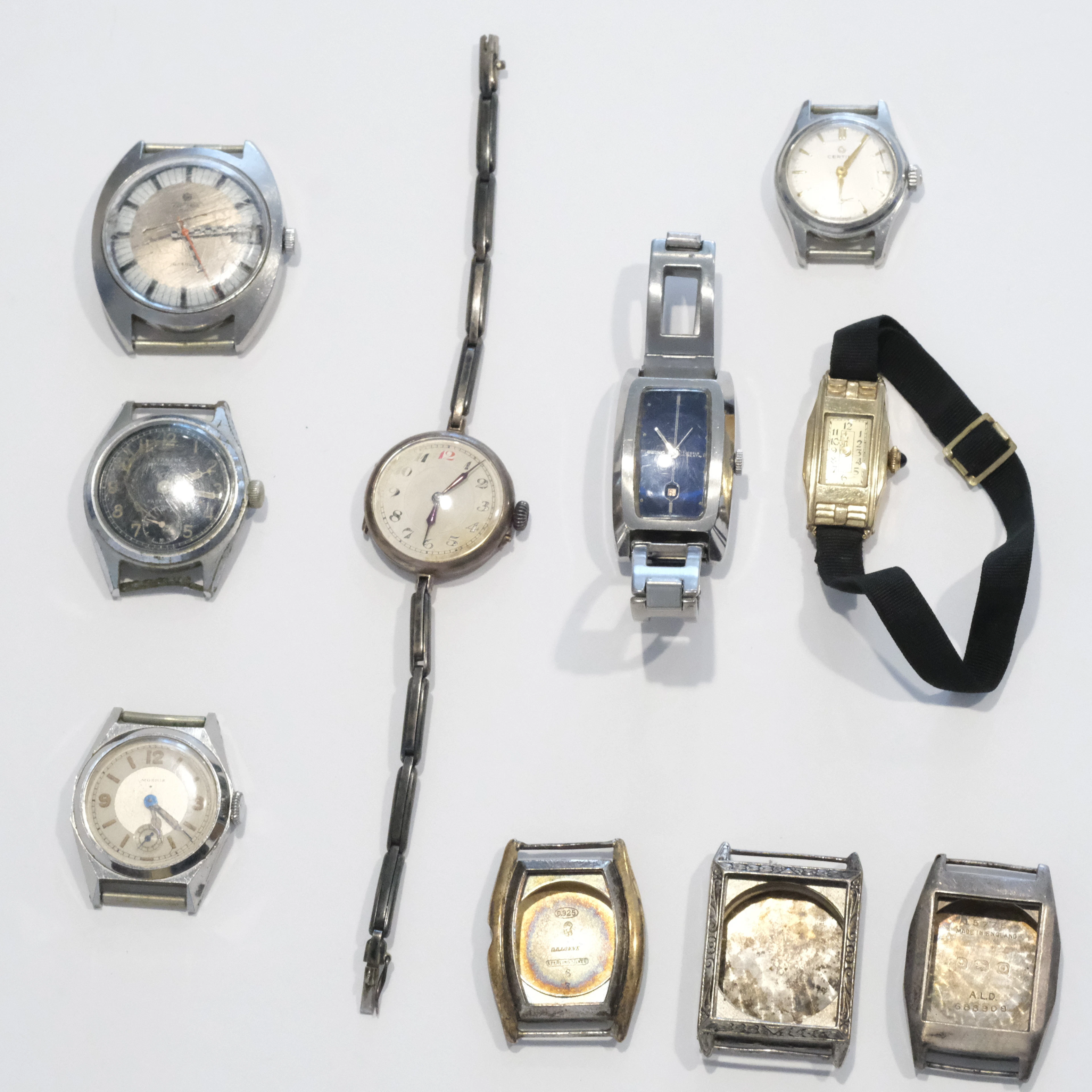 SAMLING ARMBANDSUR OCH SILVERBOETTER.
