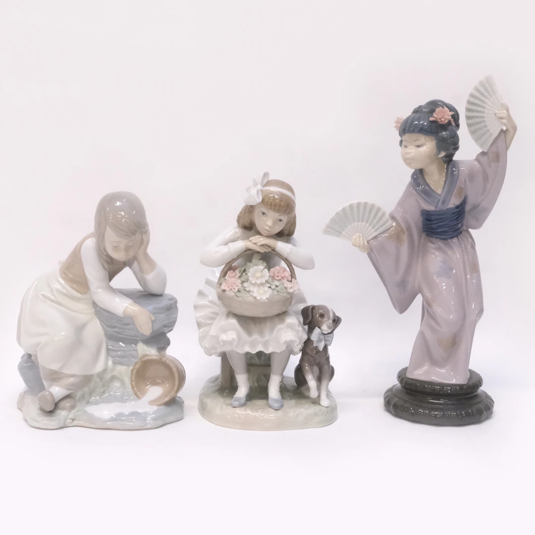 TRE FIGURINER, LLADRO OCH NAO.