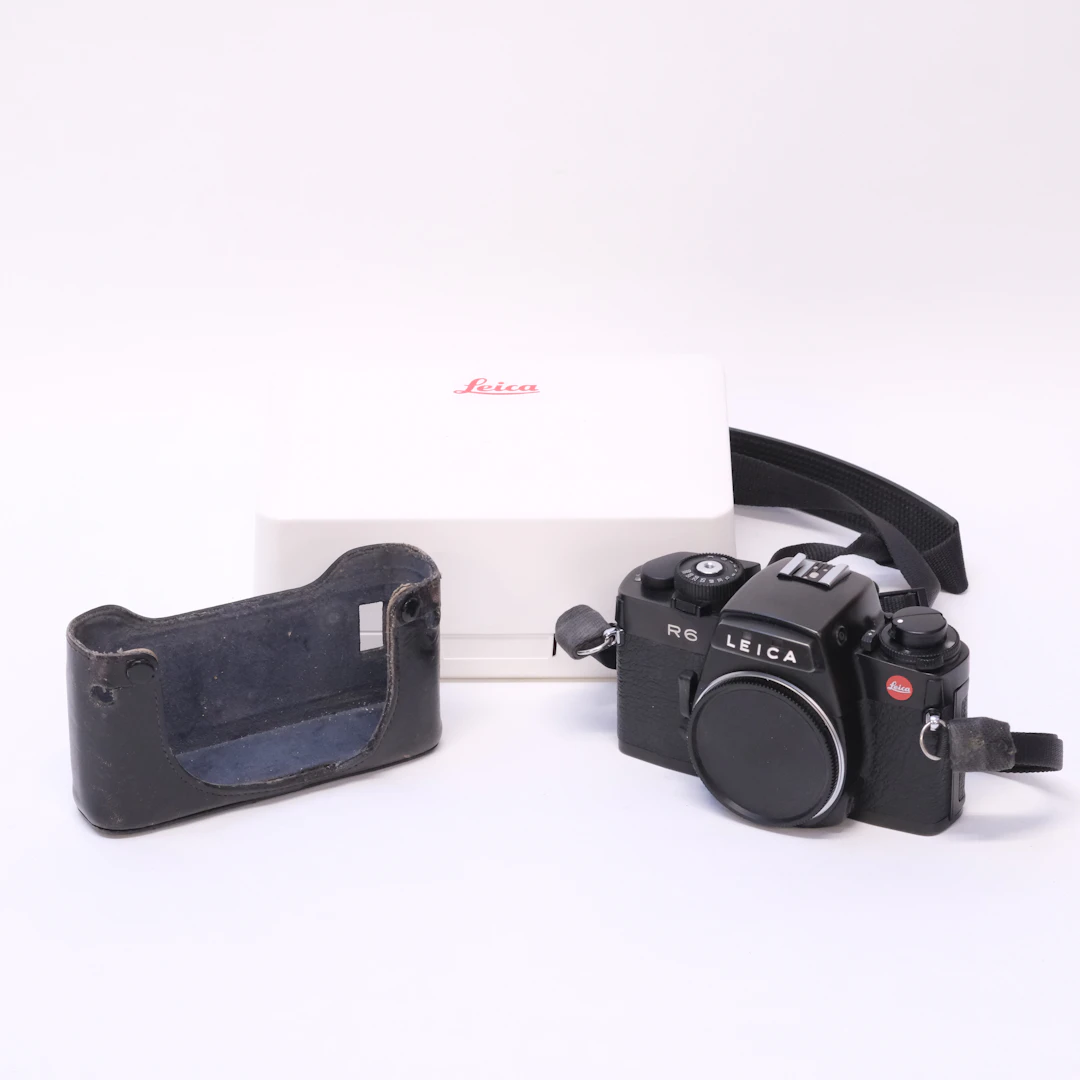 LEICA. SLR-KAMERAHUS. MODELL "R6". TYSKLAND 1989.