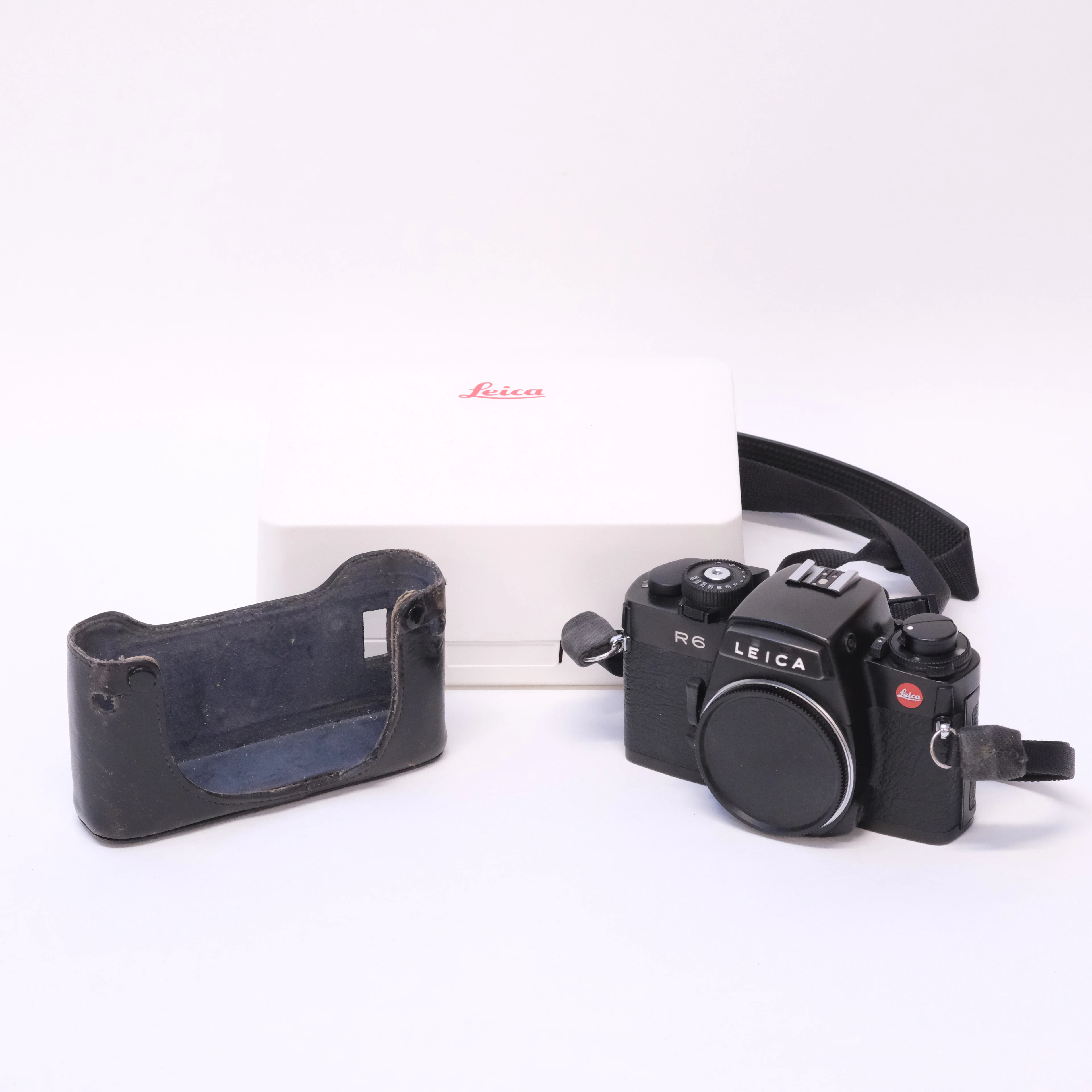 LEICA. SLR-KAMERAHUS. MODELL "R6". TYSKLAND 1989.