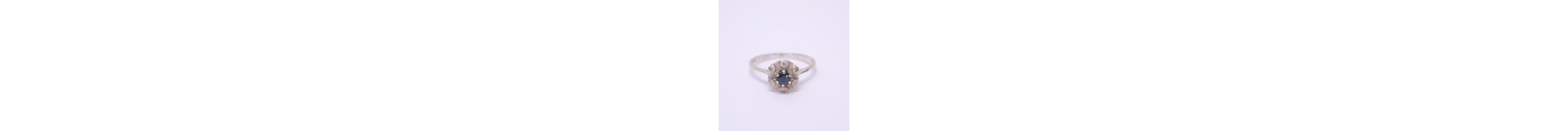 CARMOSÉRING, MED SAFIR OCH DIAMANTER, 18K GULD.