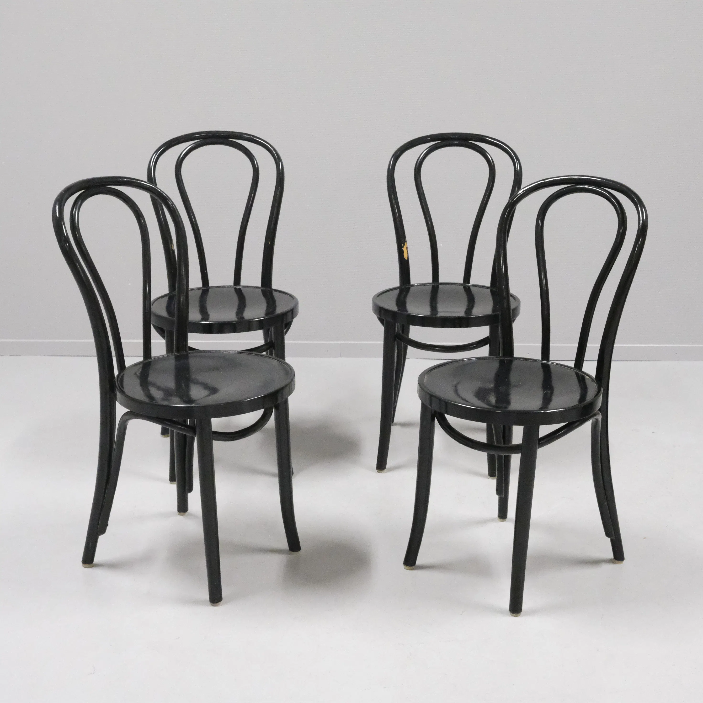 GILLIS LUNDGREN. CAFÉSTOLAR, "ÖGLAN", IKEA, FYRA STYCKEN.