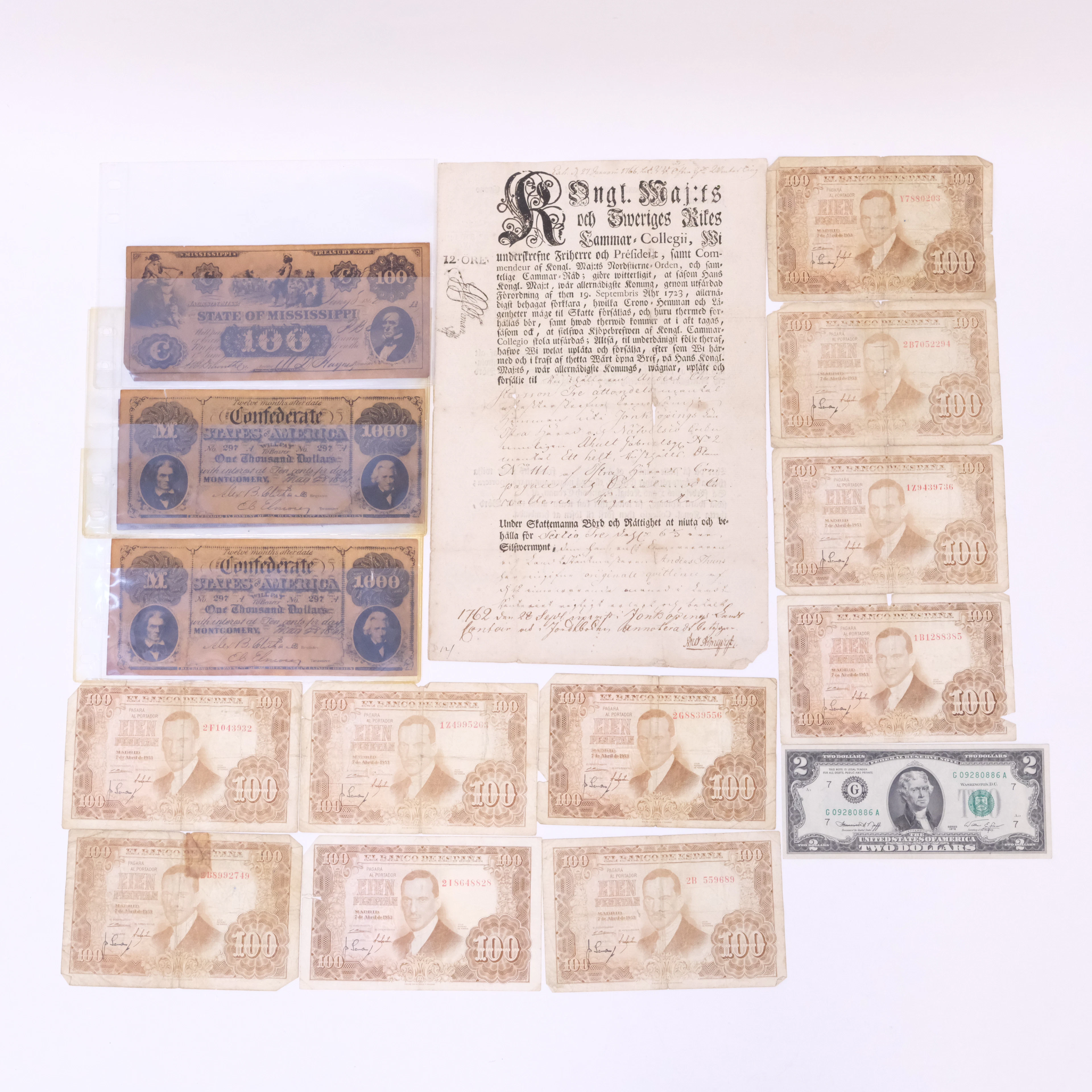 DOKUMENT, DATERAD 1762 SAMT SAMLING SEDLAR.