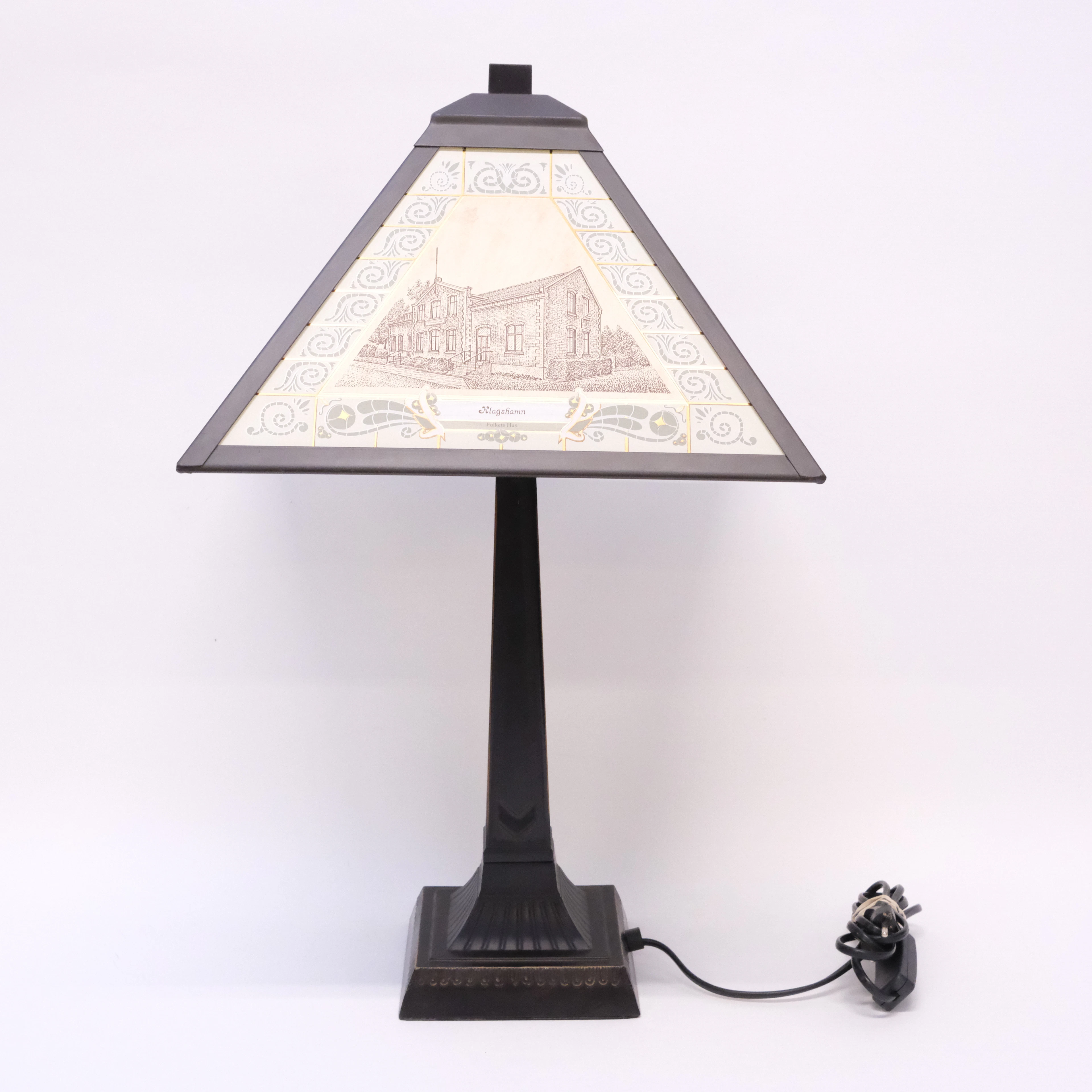 BORDSLAMPA, DECORABEX, MOTIV FRÅN KLAGSHAMN.