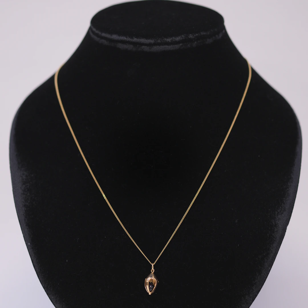 COLLIER SAMT HÄNGE, 18K GULD.