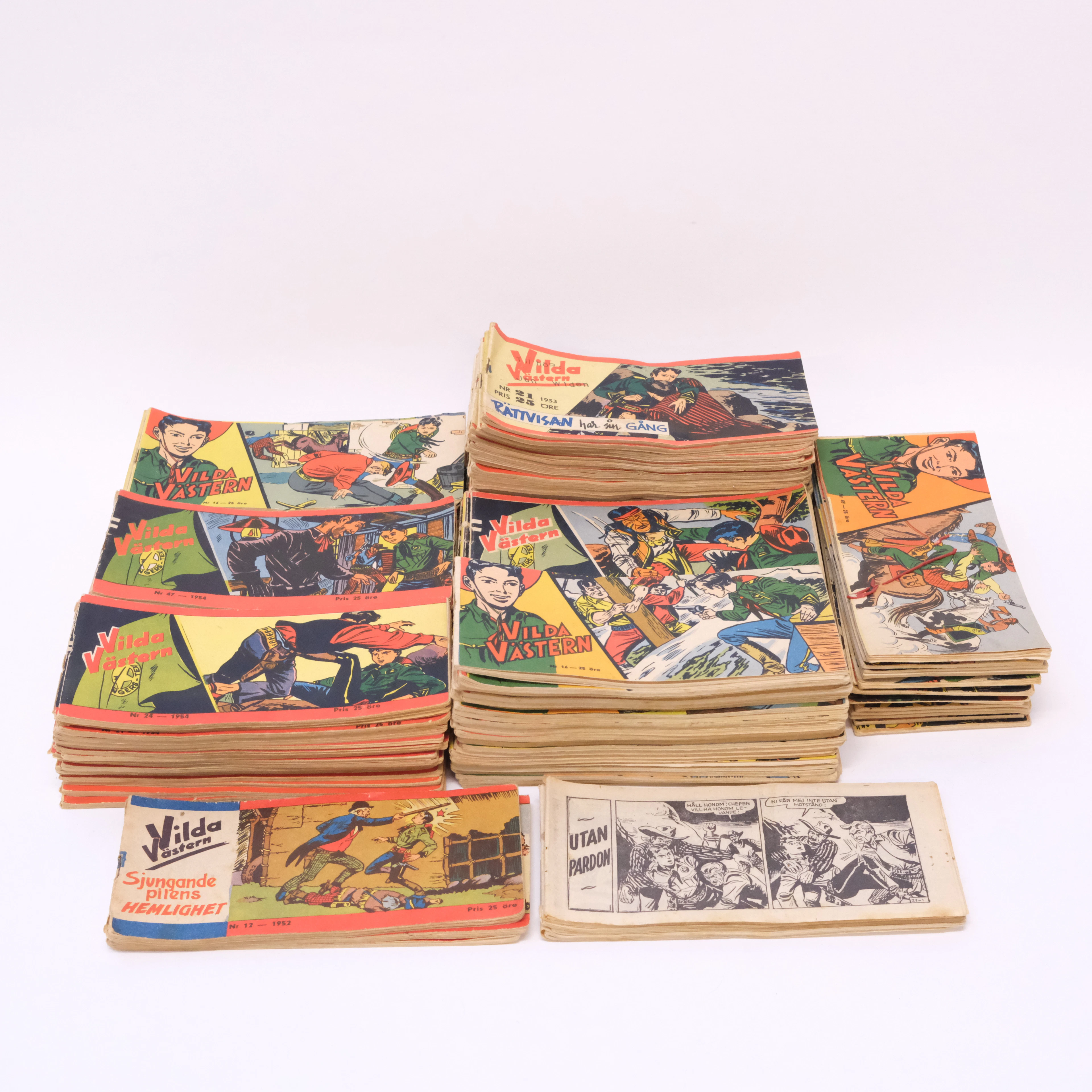 SAMLING SERIETIDNINGAR, "VILDA VÄSTERN", 1952-1956, 152 DELAR.