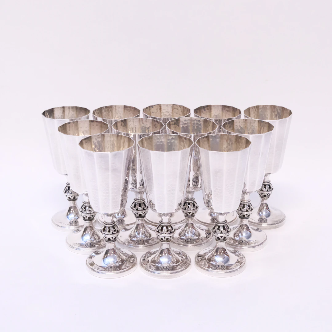 ERIC LÖFMAN. SNAPSBÄGARE, SILVER, 12 STYCKEN.