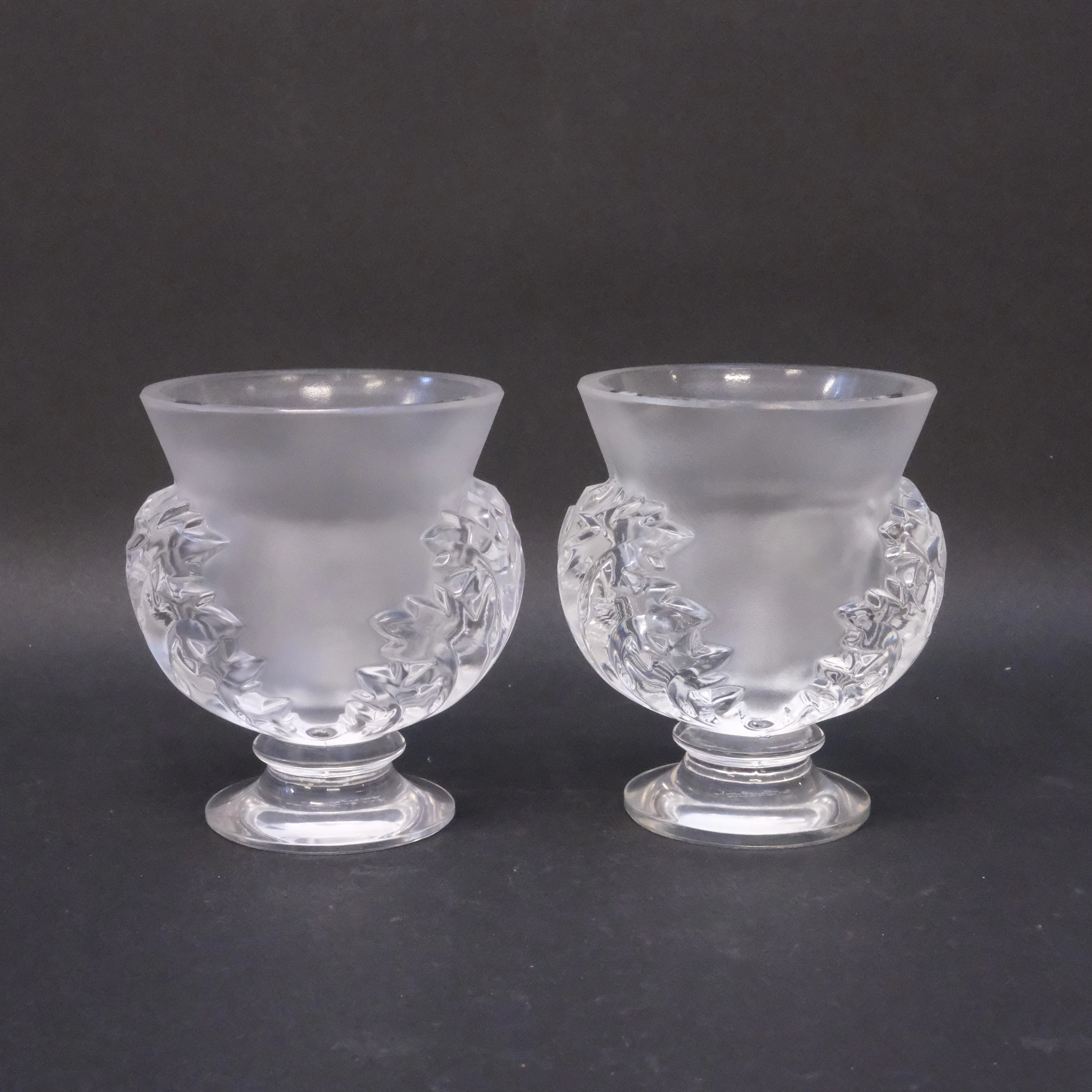 VASER, ETT PAR, LALIQUE, " SAINT- CLOUD ".