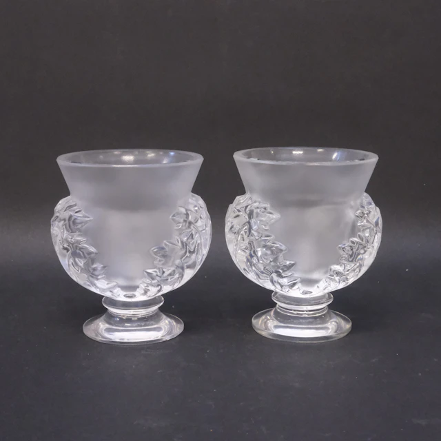 VASER, ETT PAR, LALIQUE, " SAINT- CLOUD ".