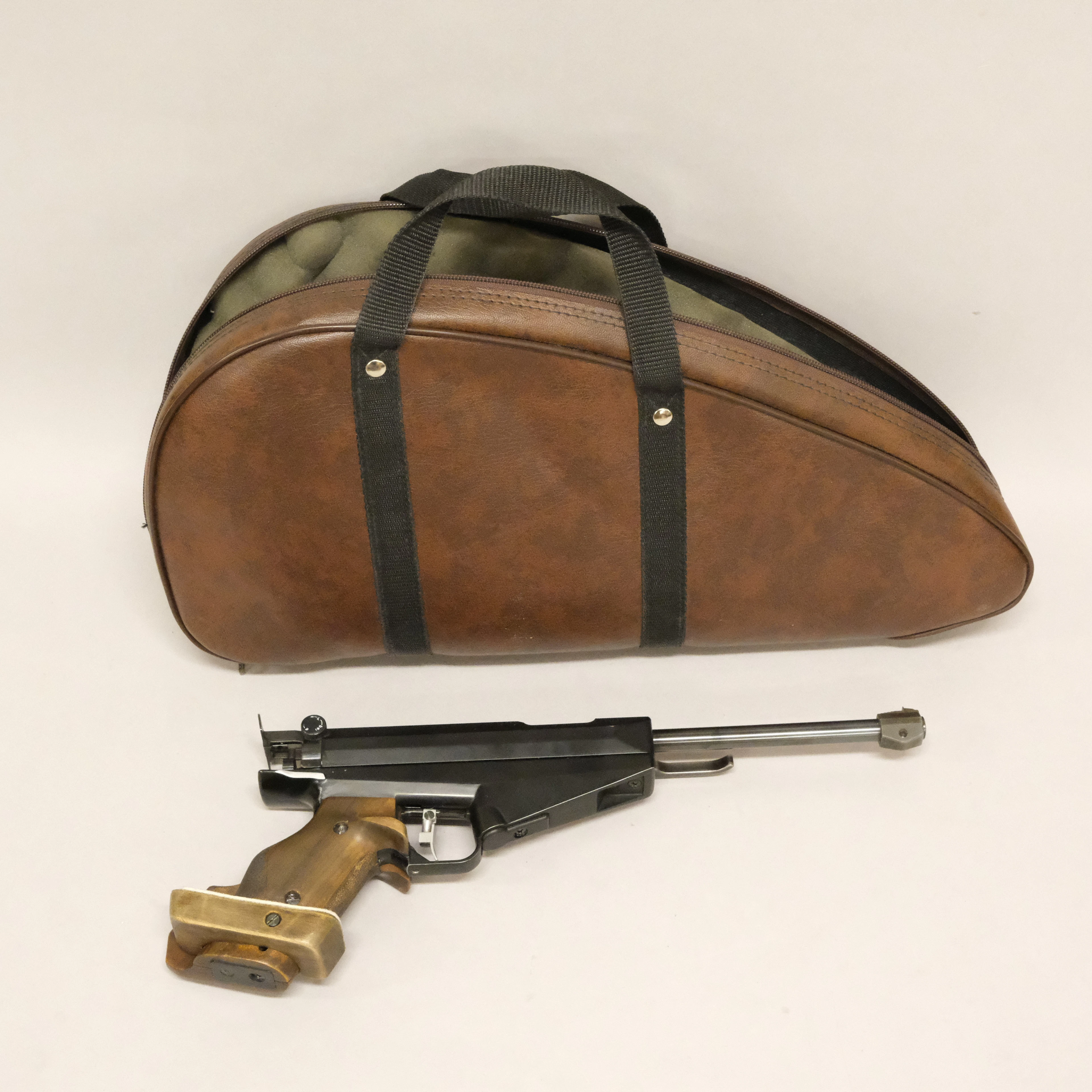 FEINWERKBAU. LUFTPISTOL. MODELL 90. TYSKLAND.