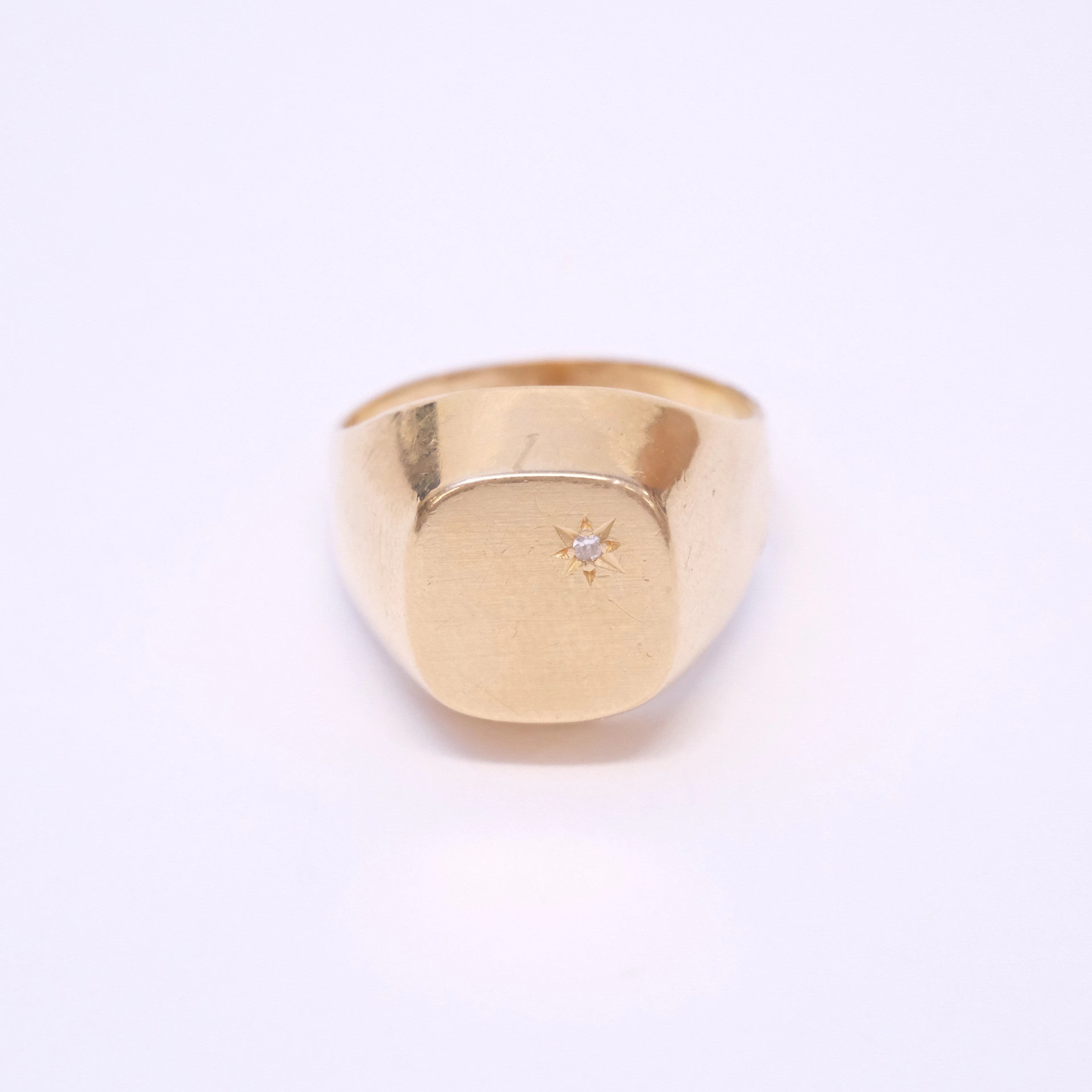 KLACKRING MED DIAMANT, 18K GULD.