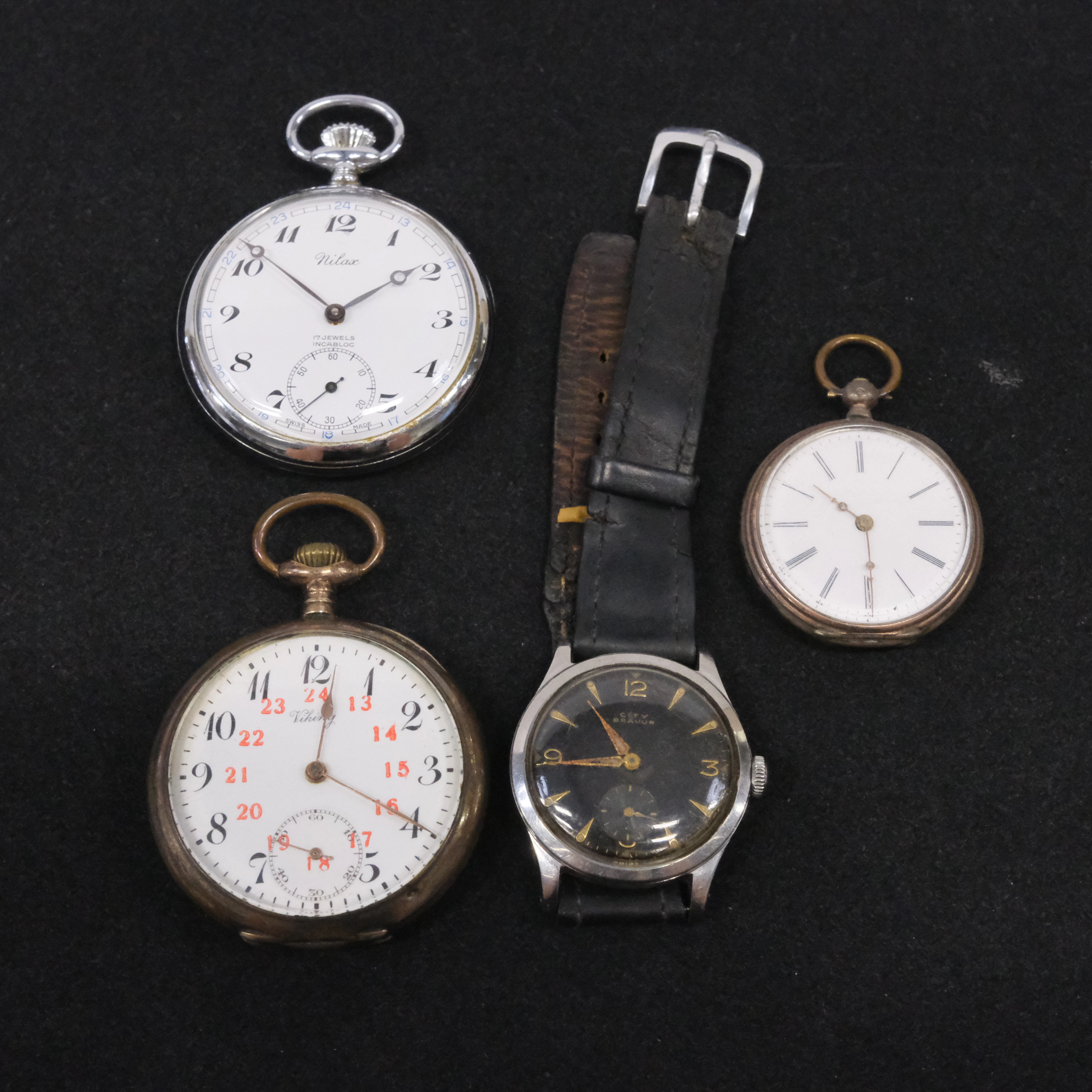 3 FICKUR + ARMBANDSUR.