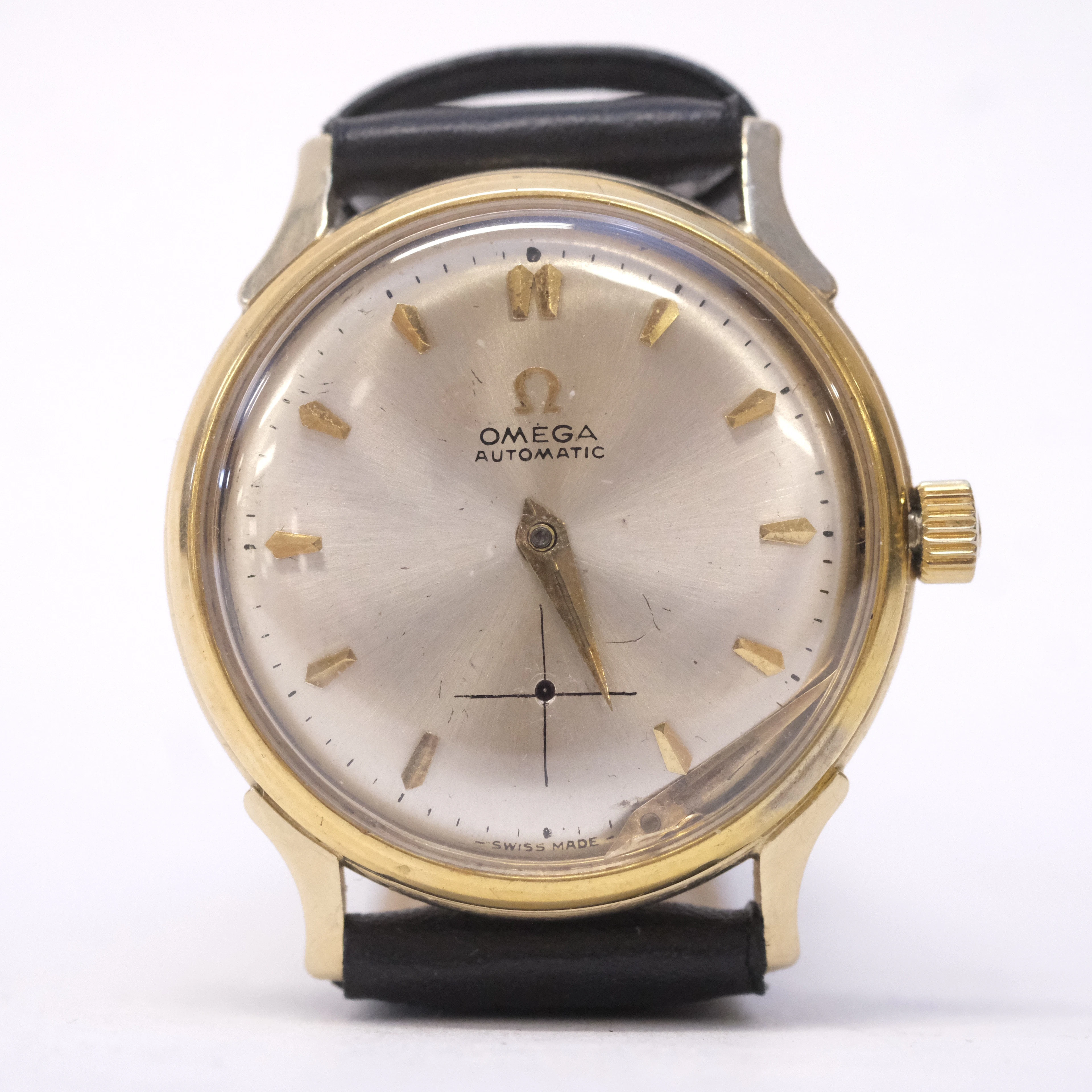 OMEGA. ARMBANDSUR. GULDDOUBLE. BUMPER-AUTOMATIC. ÅR 1951.