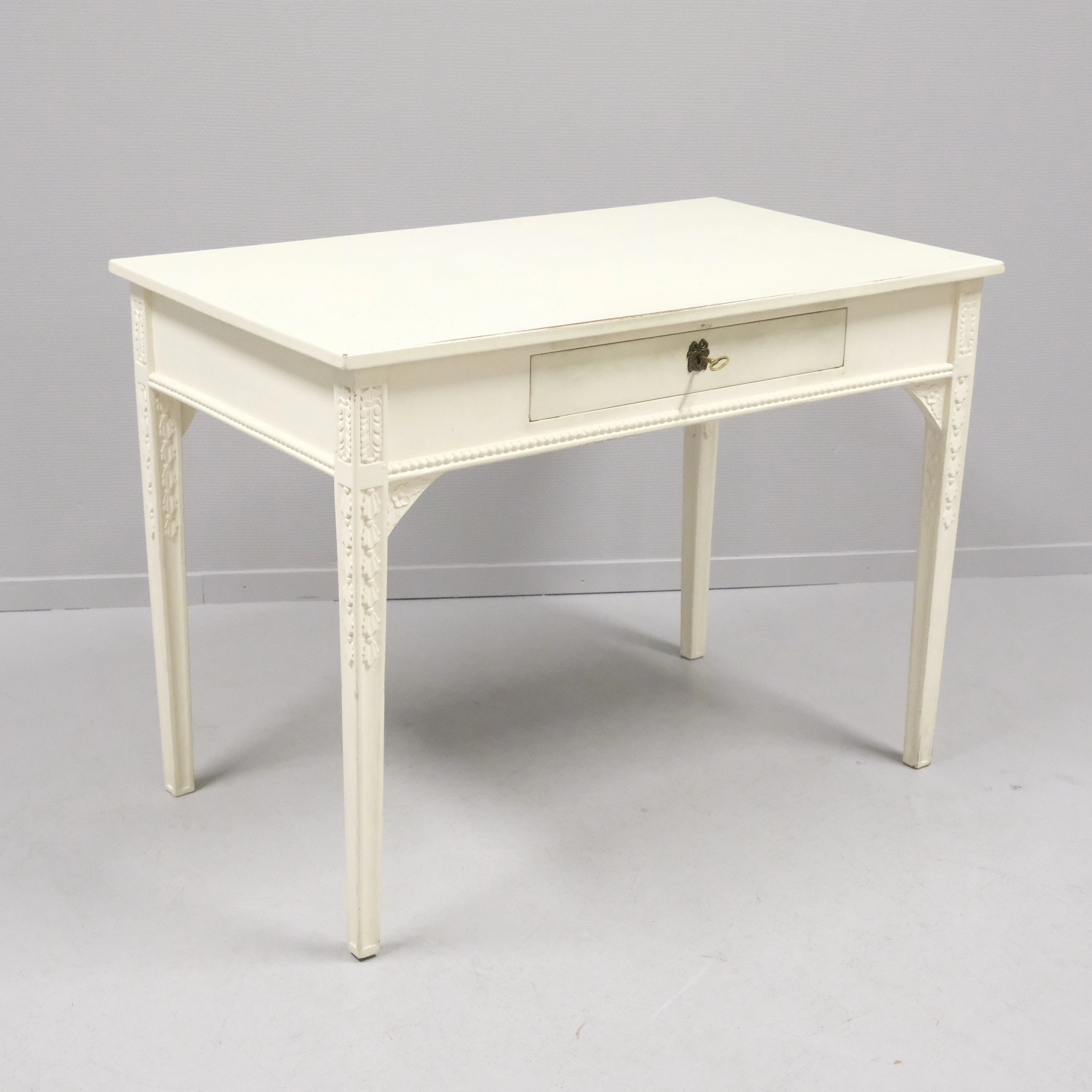SKRIVBORD, GUSTAVIANSK STIL, 1900-TAL.