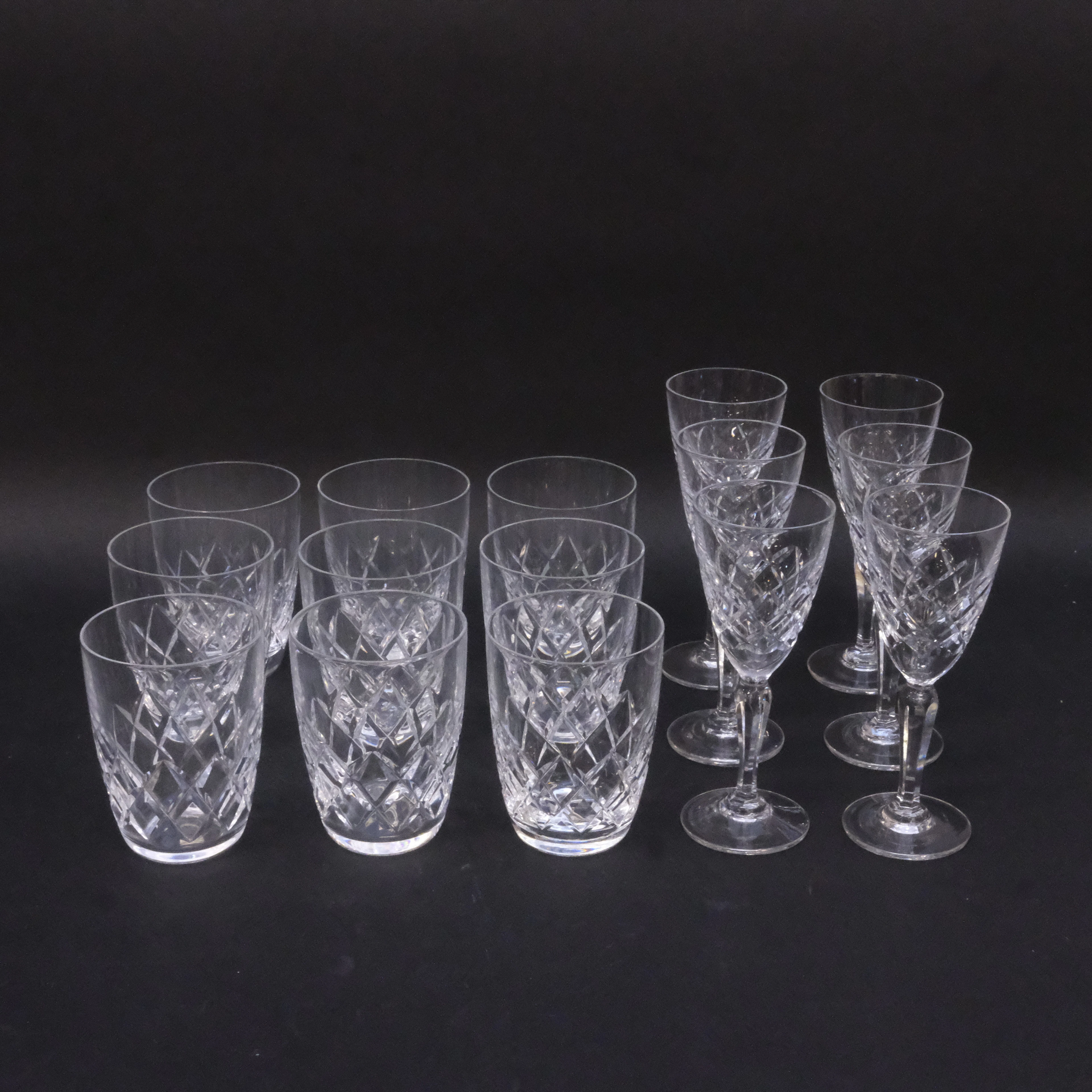 GUNNAR CYRÉN. SERVISGLAS, "KAROLINA", ORREFORS, 15 DELAR.