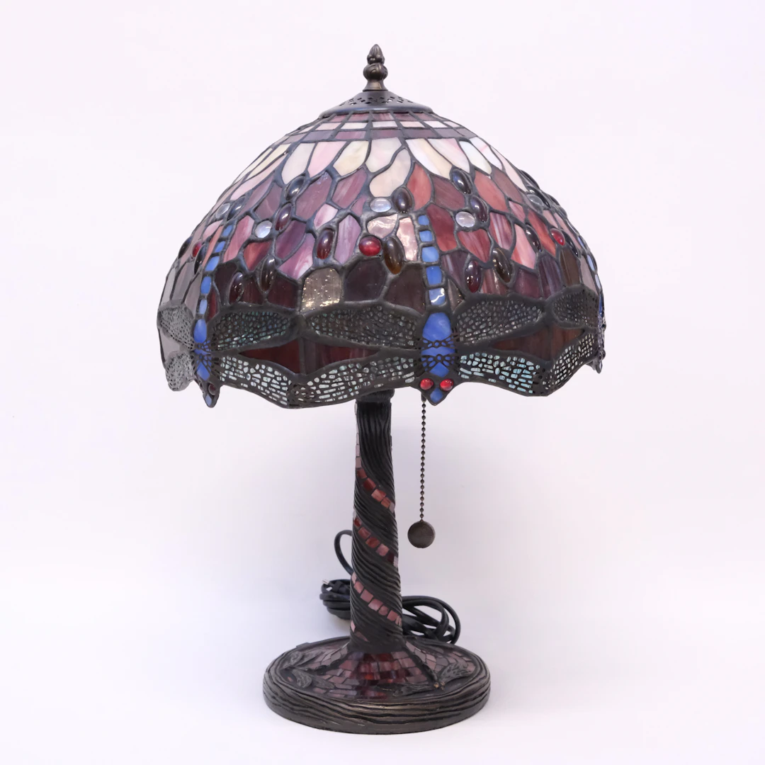 BORDSLAMPA, TIFFANYSTIL.