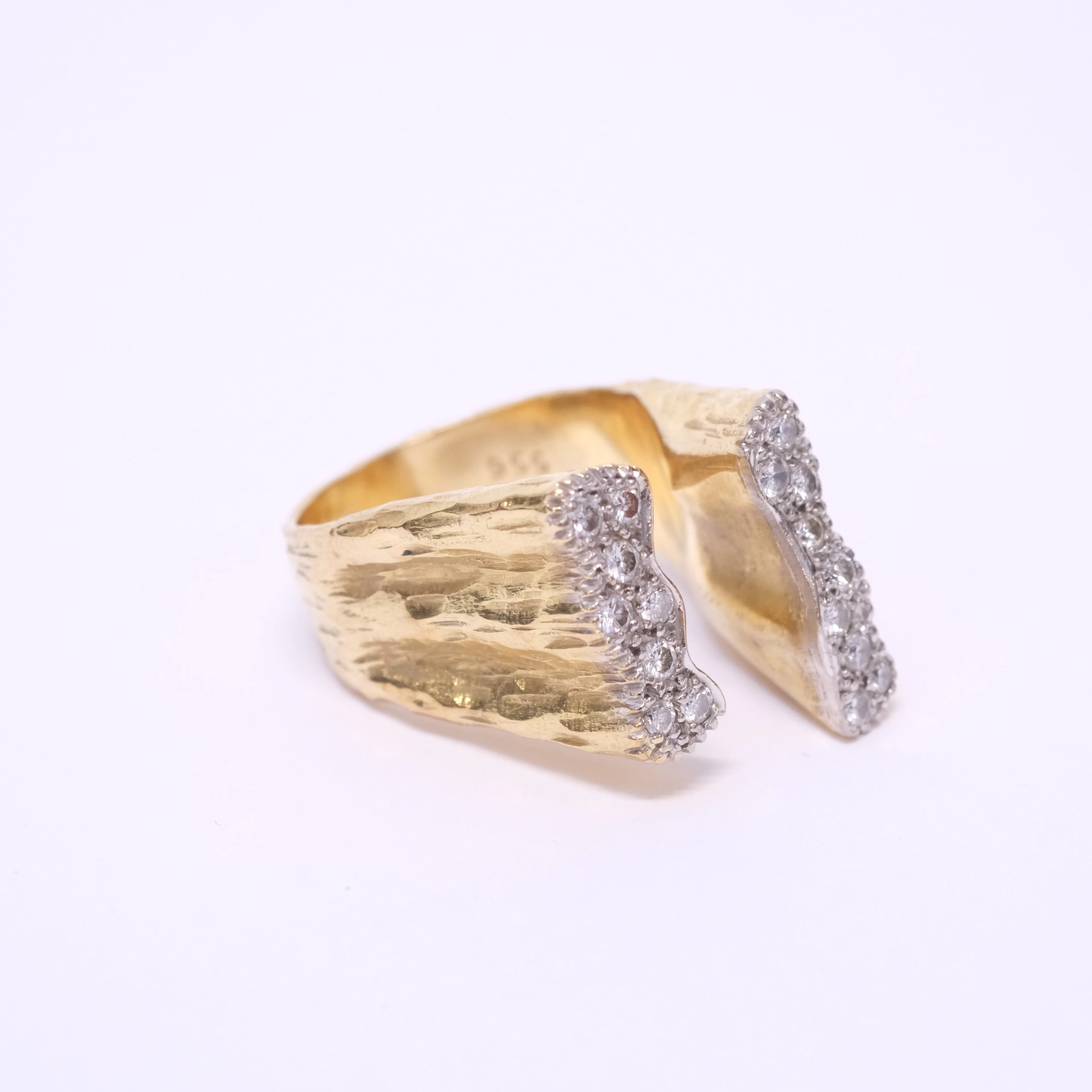 RING MED DIAMANTER, 18K GULD.