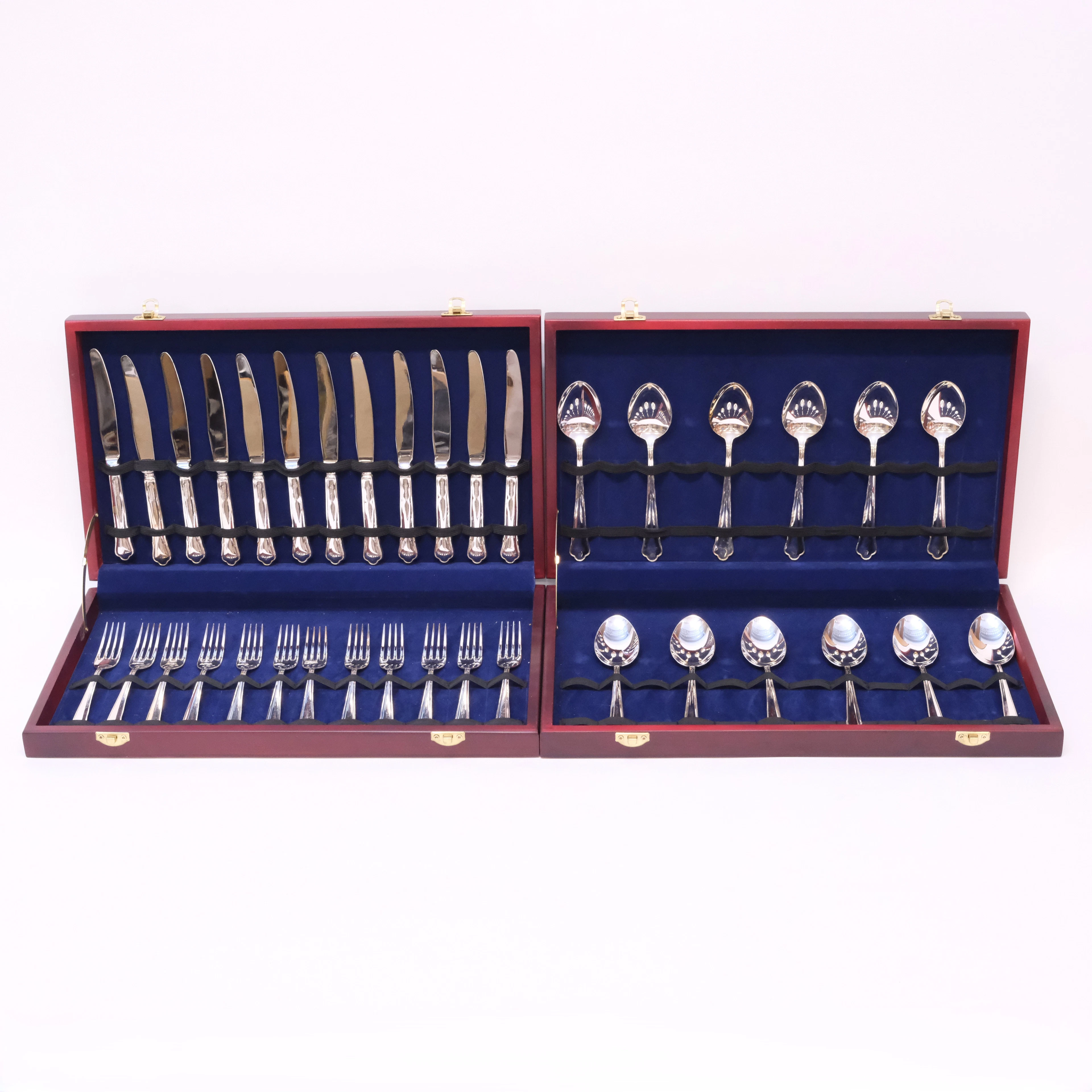 BESTICKSUPPSÄTTNING, SILVER, CHIPPENDALE, 36 DELAR.
