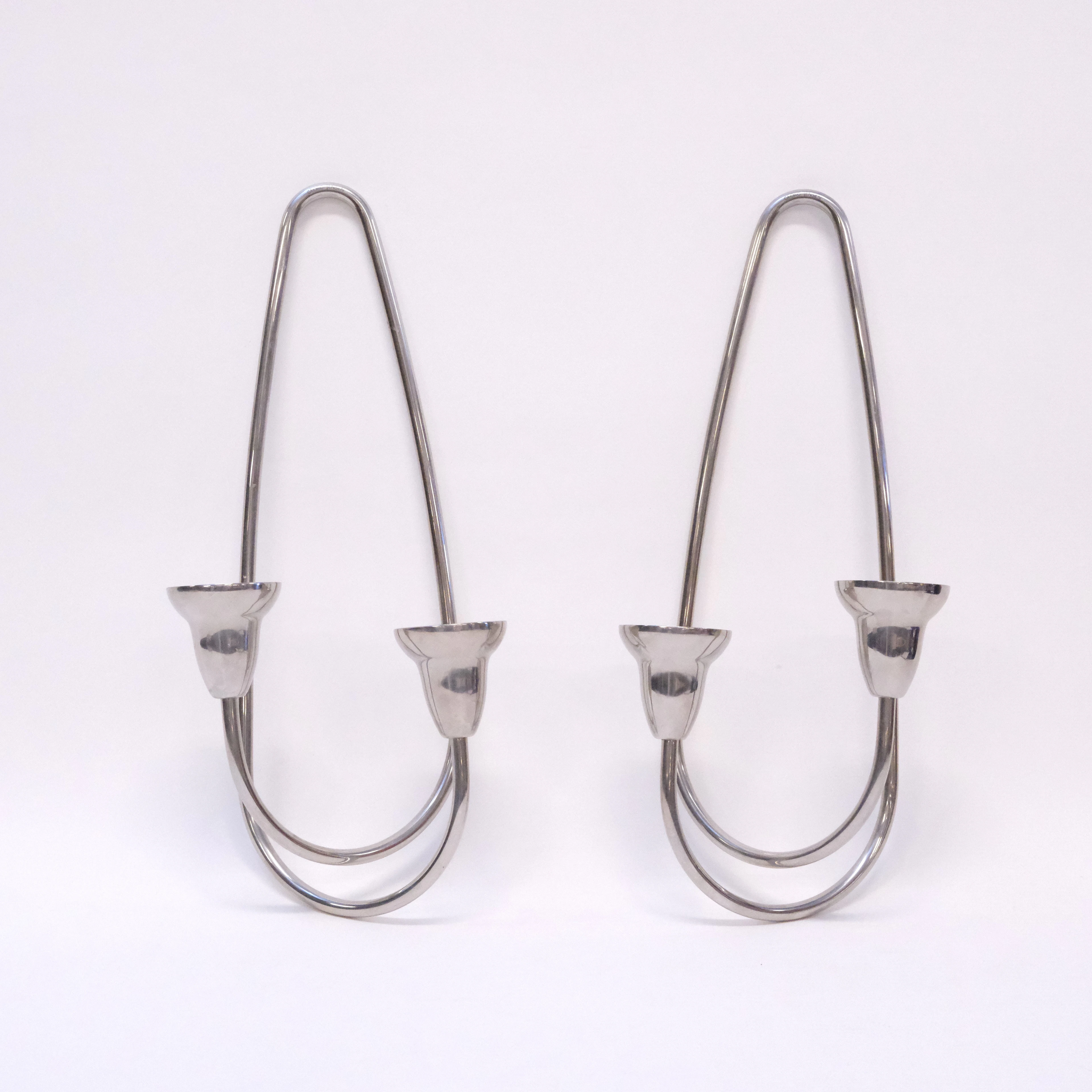 GEORG JENSEN, VÄGGLJUSSTAKAR "SWING", ETT PAR.