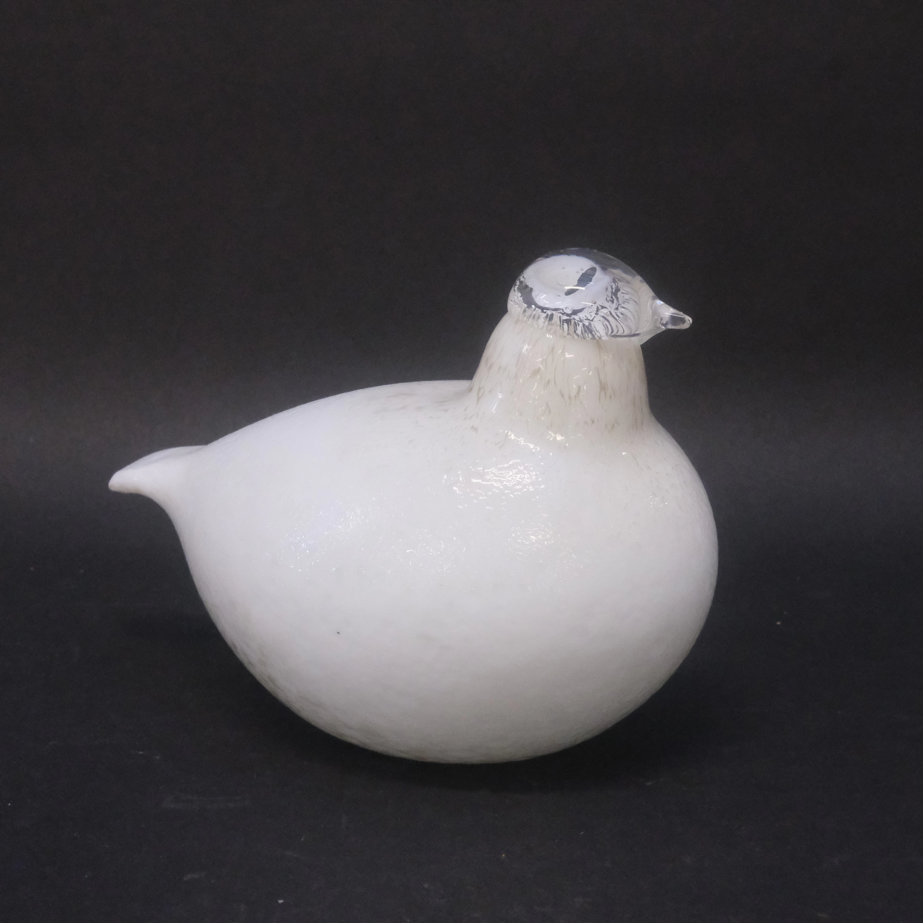 OIVA TOIKKA. GLASSKULPTUR, FÅGEL / FJÄLLRIPA, NUUTAJÄRVI.