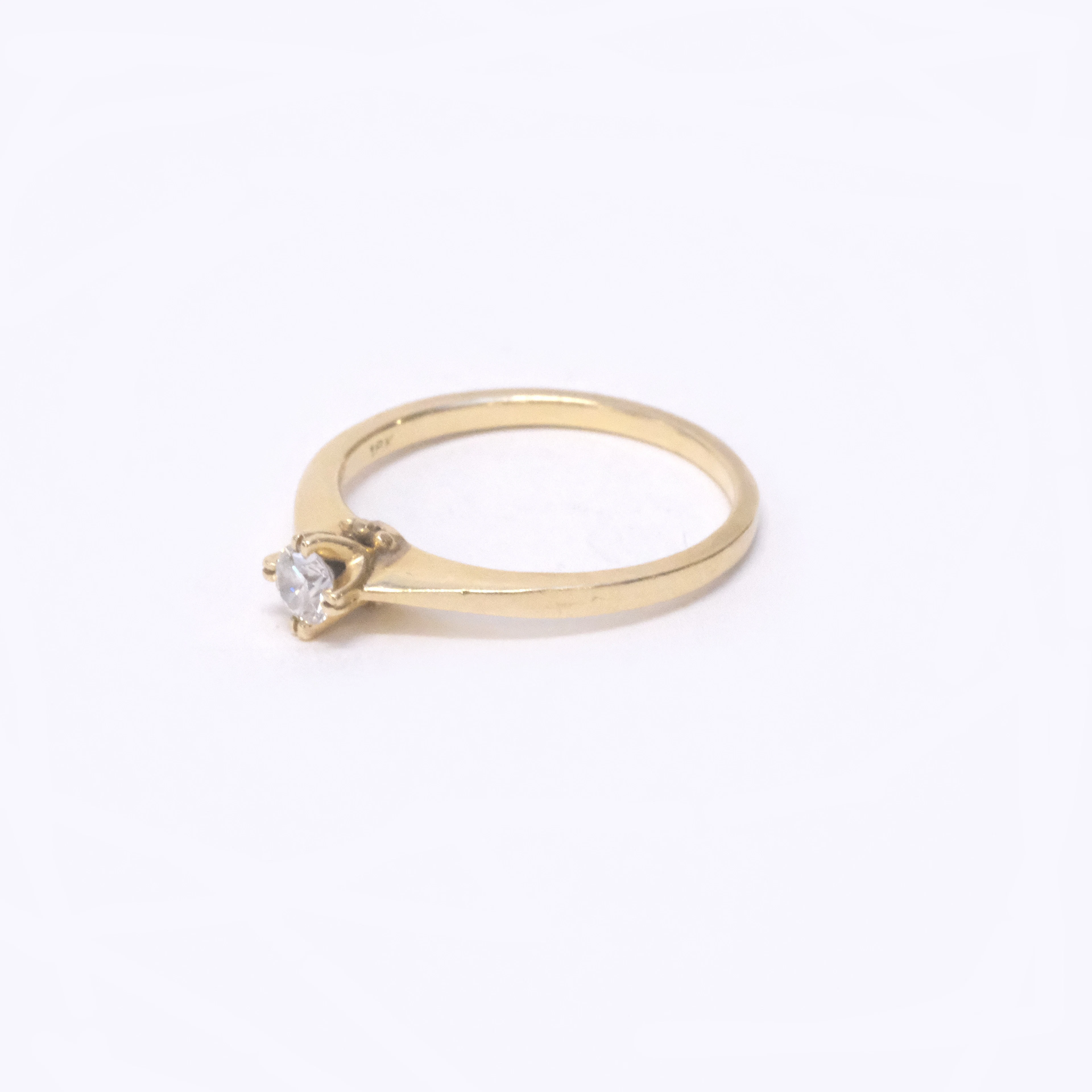SOLITÄRRING MED DIAMANT, 0,20CT, 18K GULD.