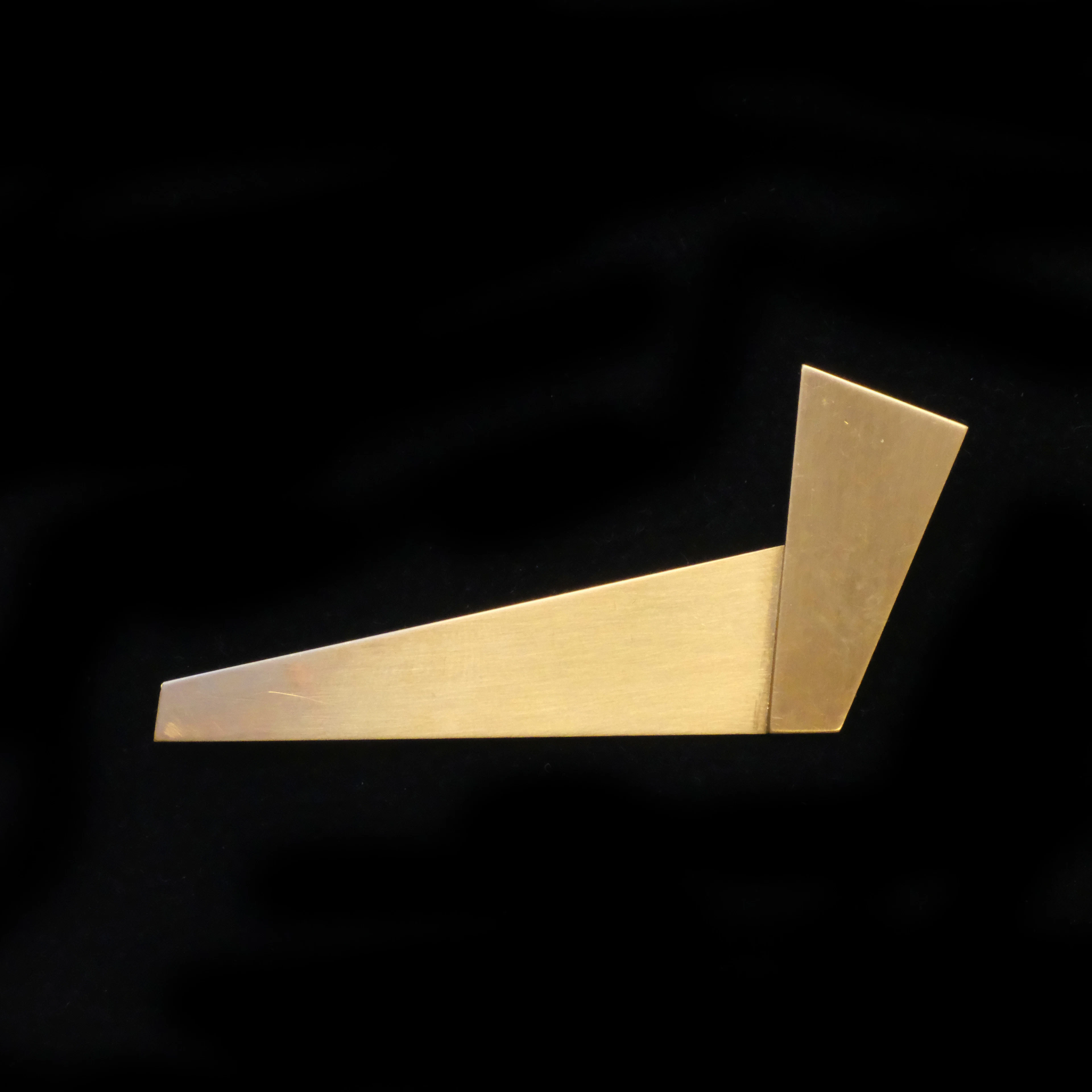 WIWEN NILSSON. GEOMETRISK BROSCH.